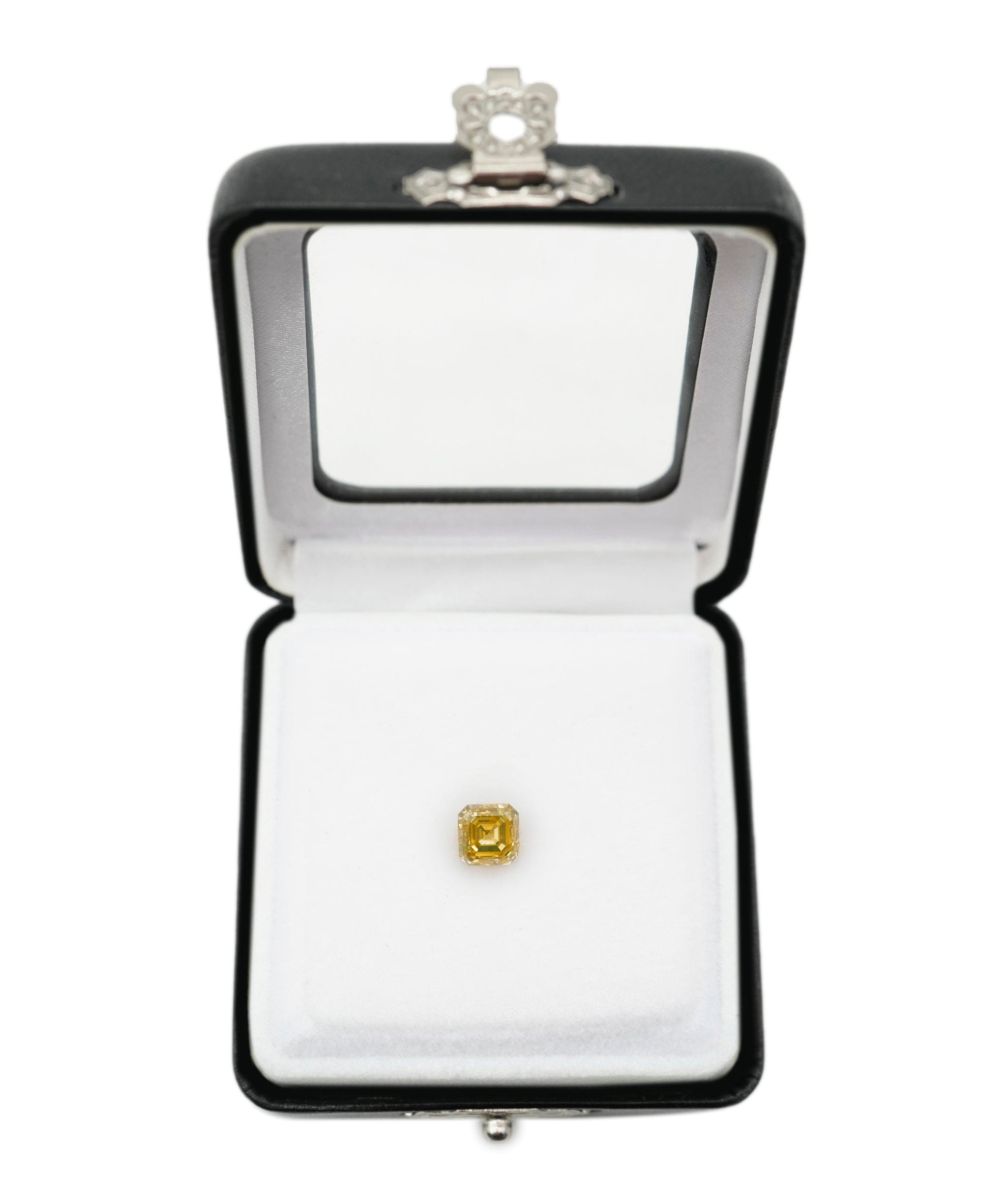 Luxury Promise 2.02CT DEEP-VIVID NAT.FANCY GOLDEN ORANGE ASHER-CUT DIAMOND DBXN0212