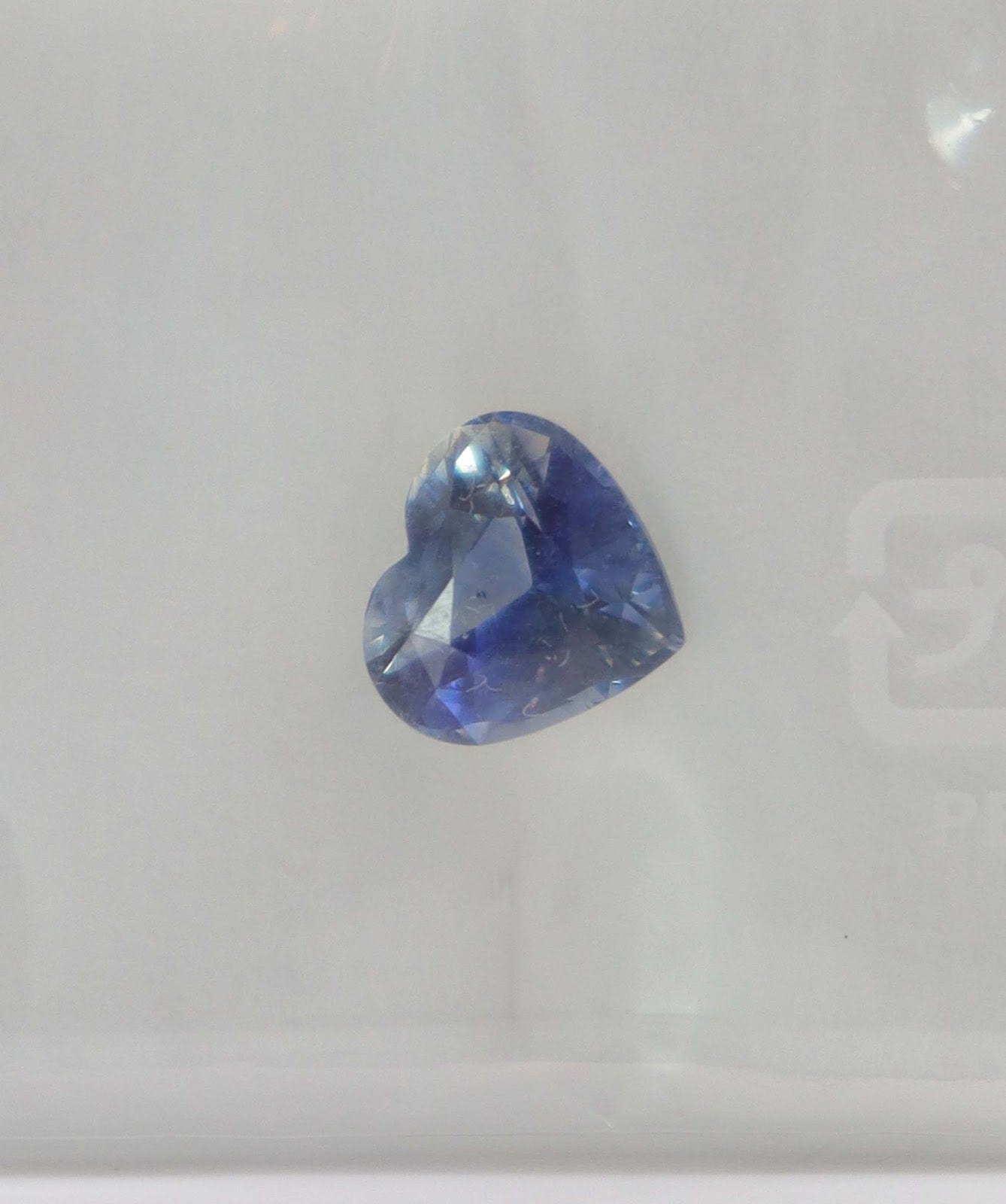 Luxury Promise 2.05CT NATURAL BI COLOUR SAPPHIRE MS 8920