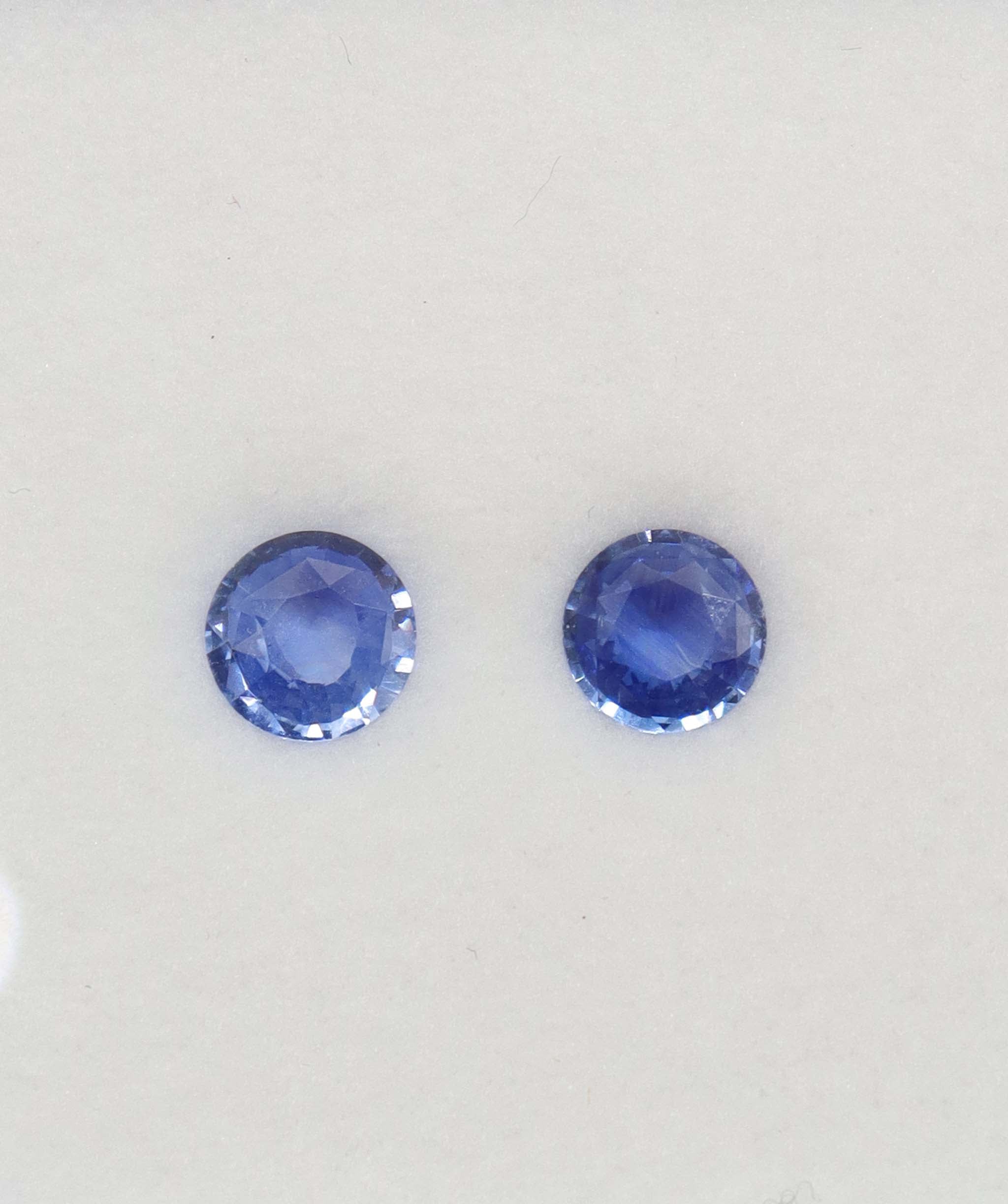 Luxury Promise 2.05CT NATURALLY HEATED BLUE SAPPHIRE ( PAIR ) MS 9055