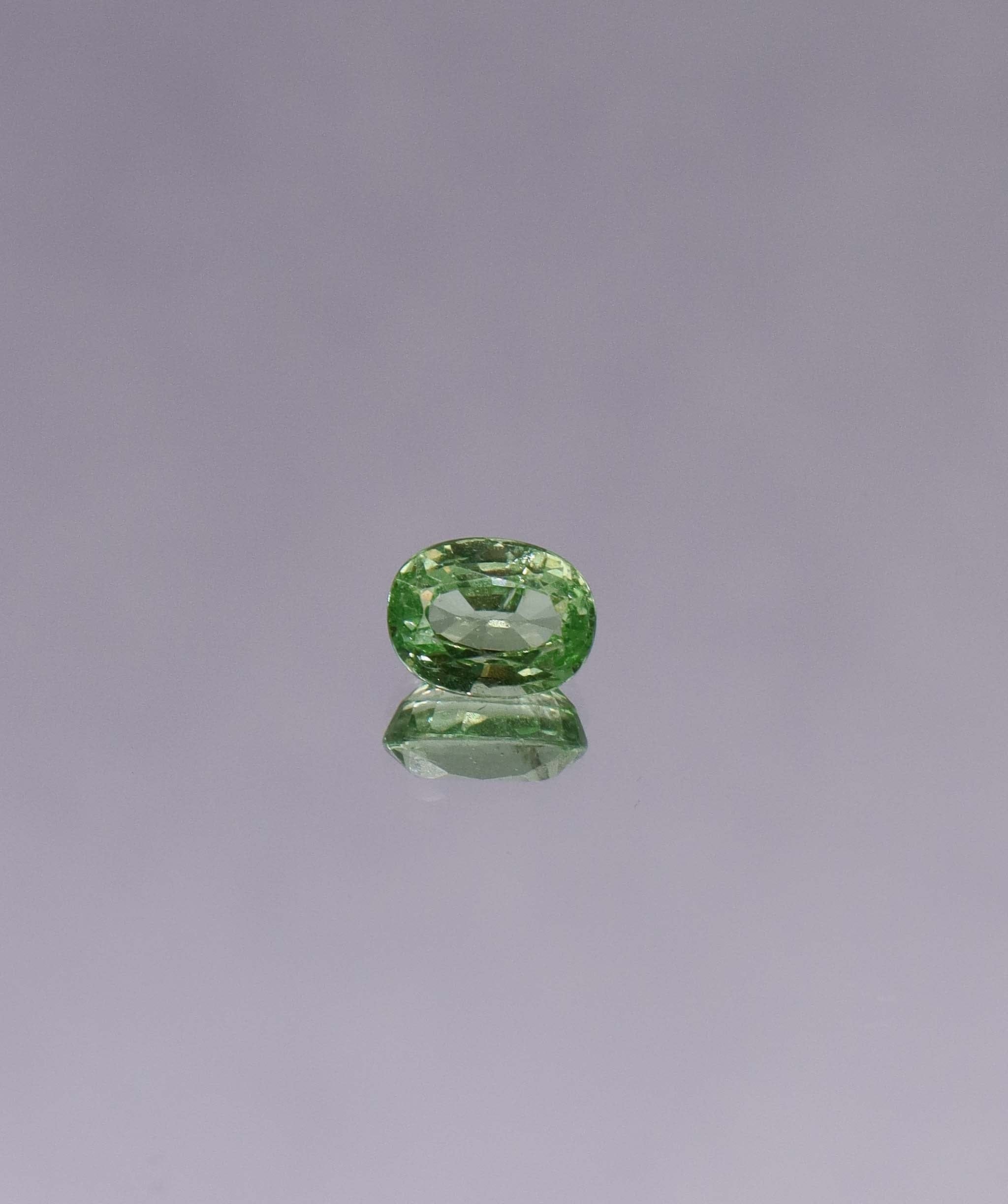 Luxury Promise 2.08ct Uvarovite Garnet Oval DXBCS2188
