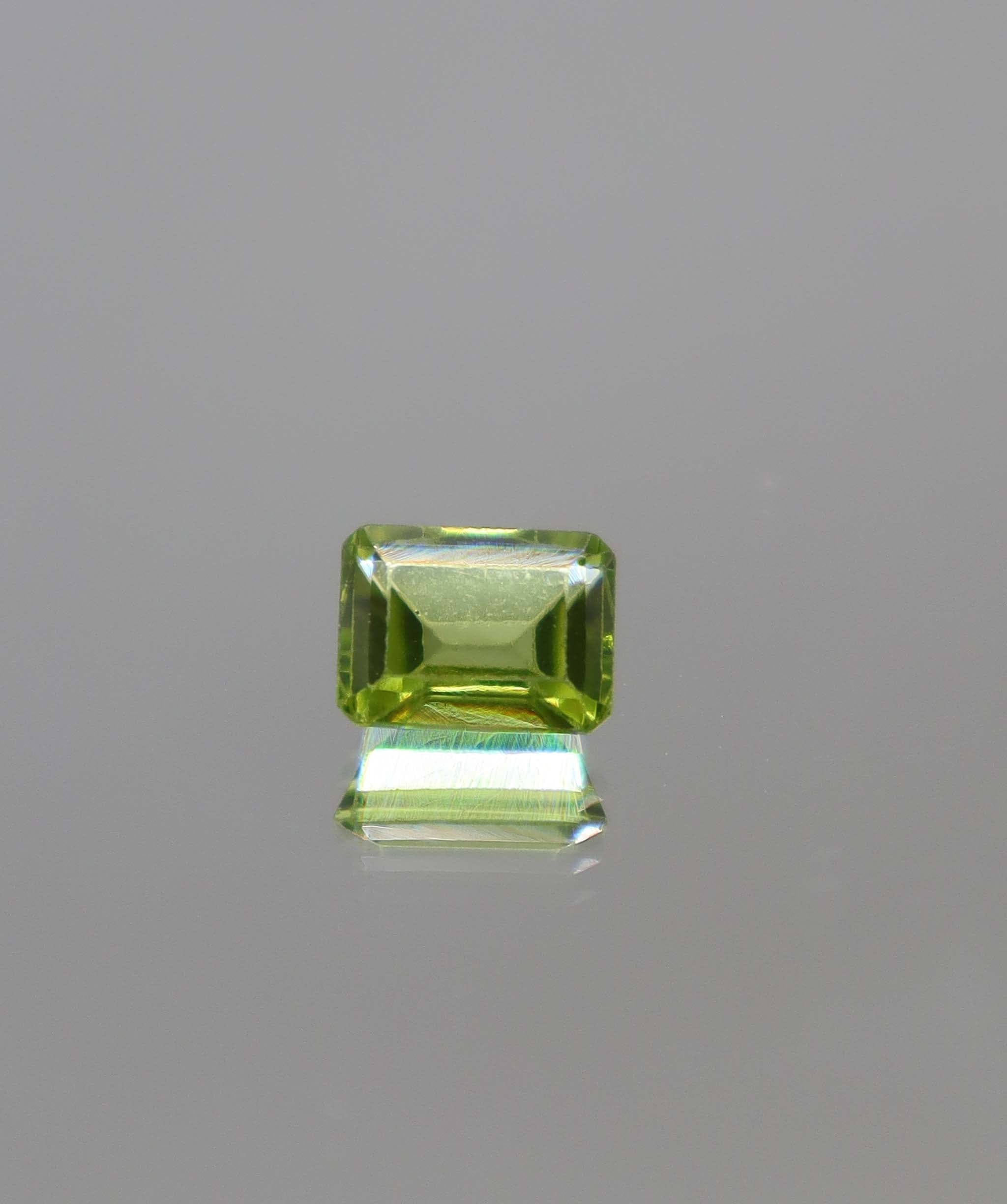 Luxury Promise 2.09ct Peridot Emerald  DXBCS2433