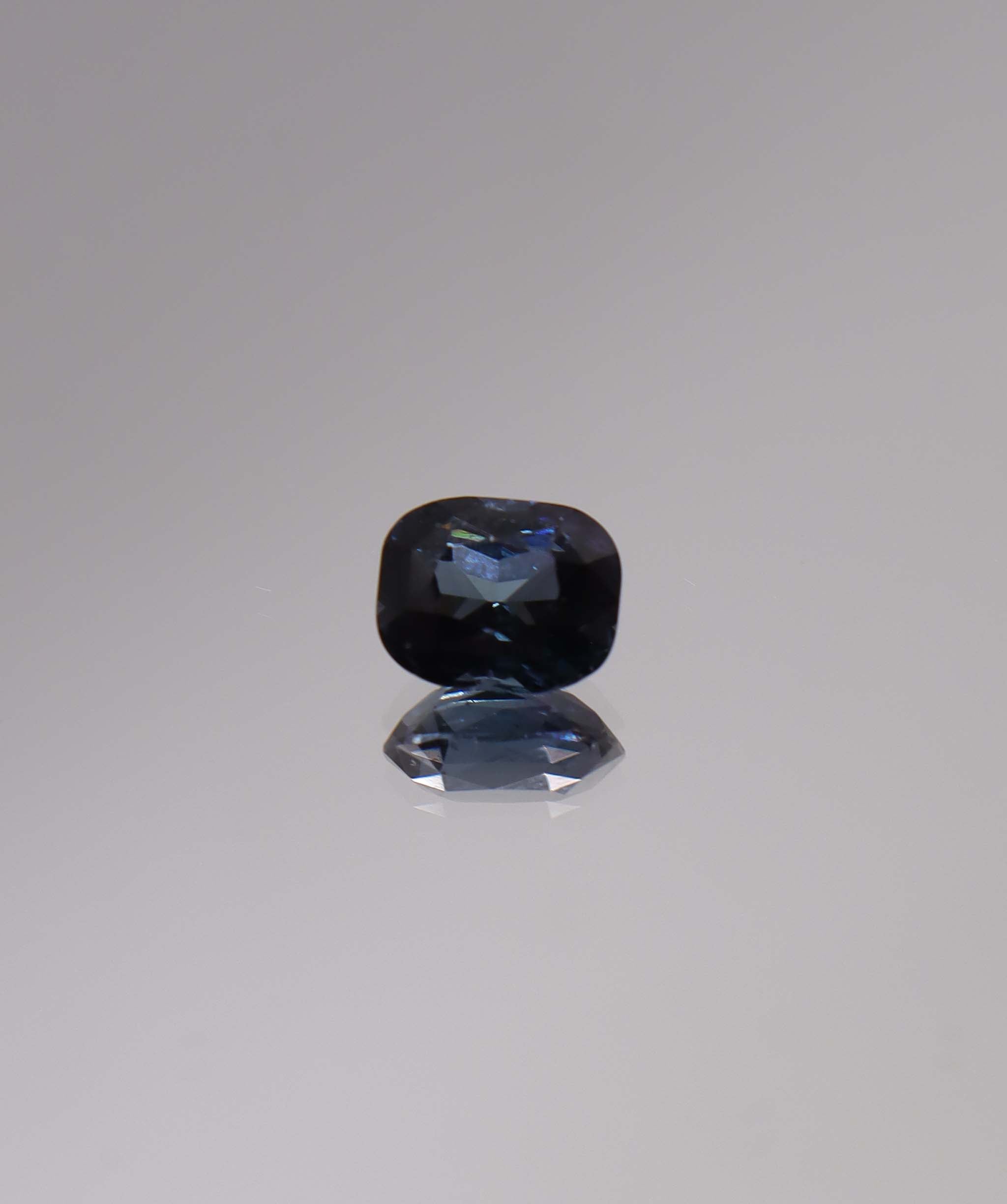 Luxury Promise 2.10ct Bluish-Purple Spinel Cushion DXBCS1496