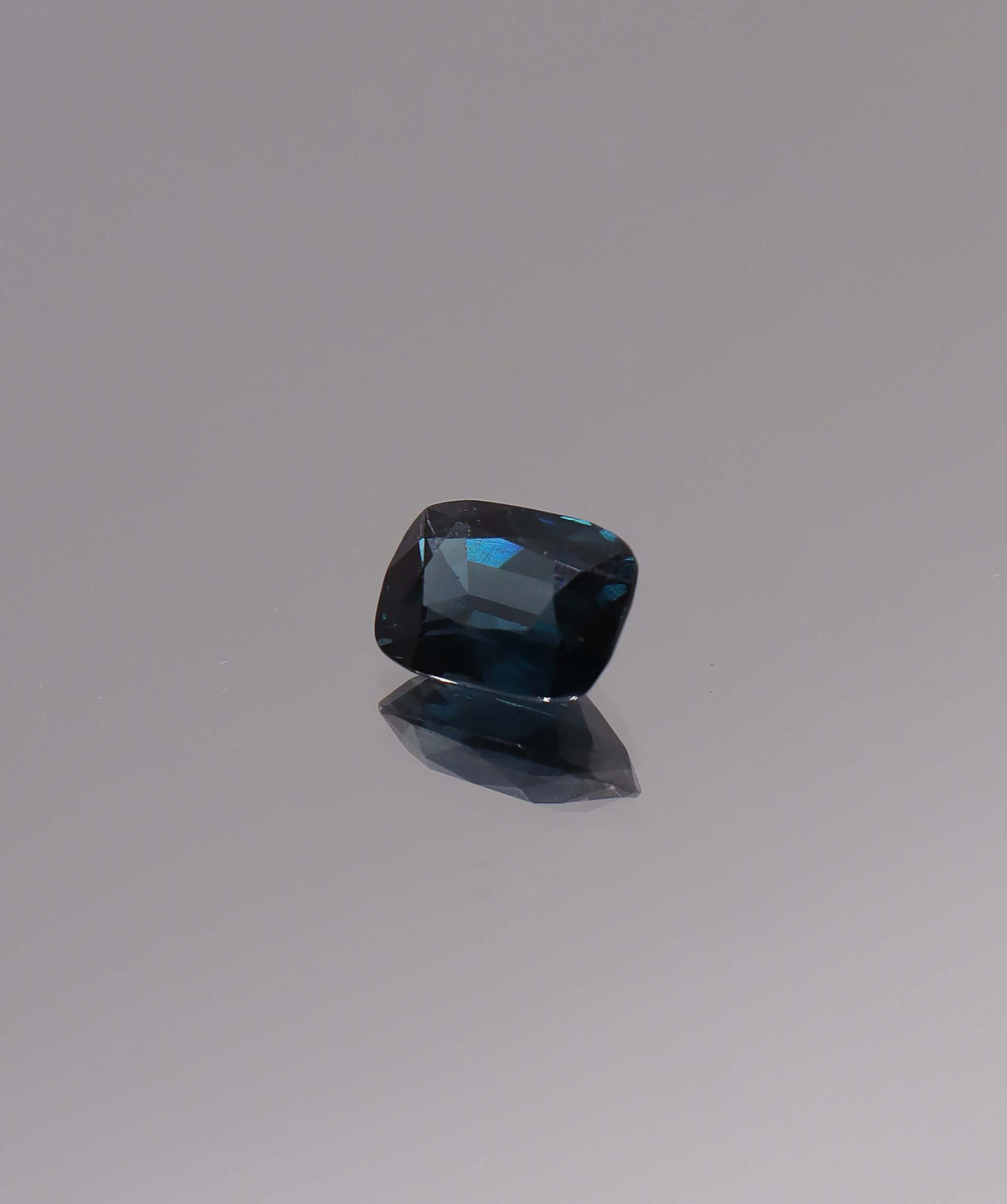 Luxury Promise 2.12ct Royal Blue Spinel Long Cushion DXBCS1488