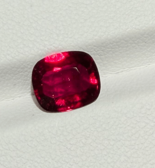Luxury Promise 2.17ct Pinkish-red Rubellite tourmaline (from Mozambique) DXBCS4356