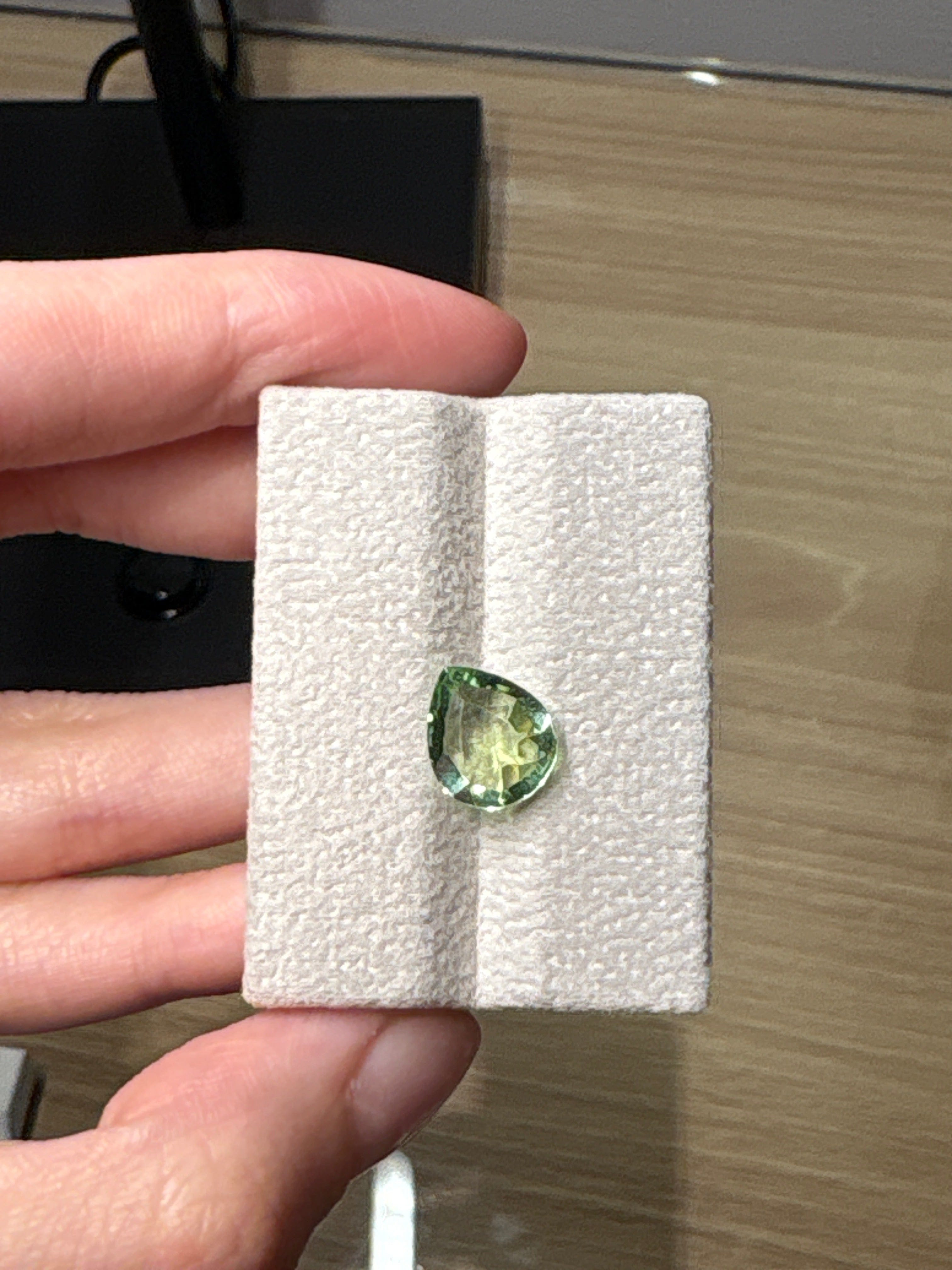 Luxury Promise 2.18ct Mint Green Tourmaline DXBCS0222