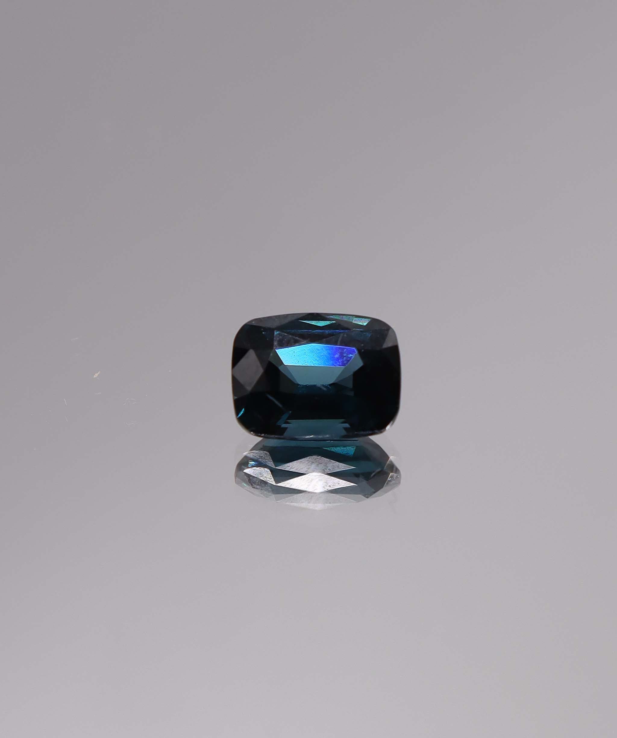 Luxury Promise 2.30ct Blue Spinel Long Cushion DXBCS1510