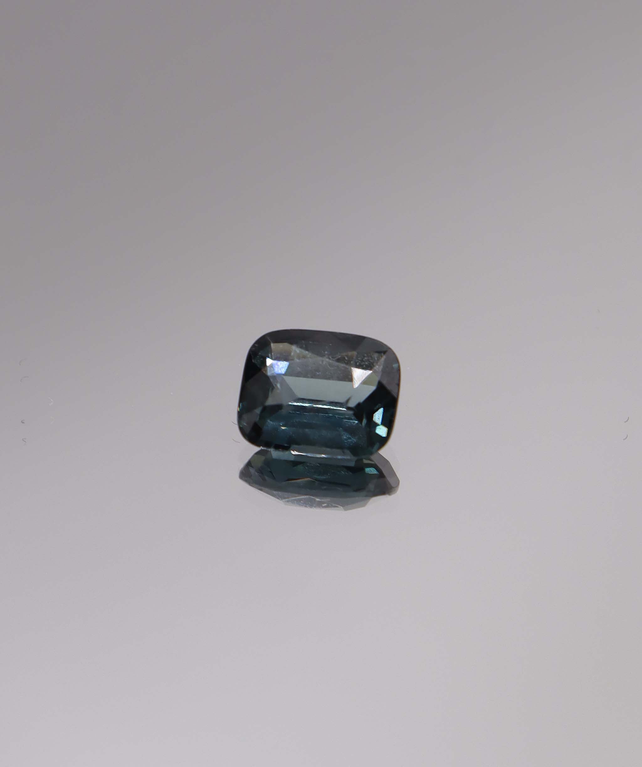 Luxury Promise 2.34ct Metallic Blue Spinel Long Cushion DXBCS1501