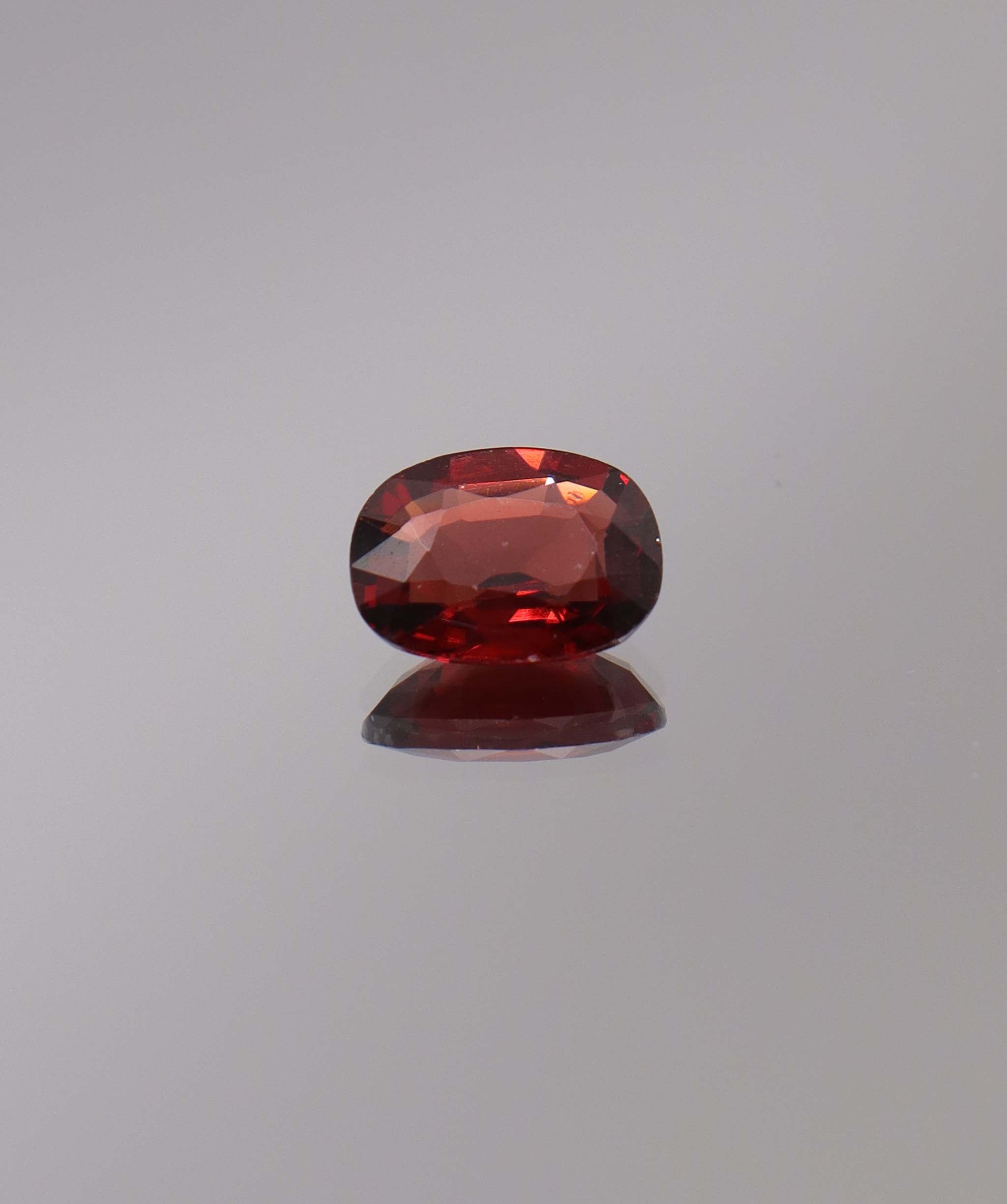 Luxury Promise 2.35ct Garnet Oval  DXBCS1237