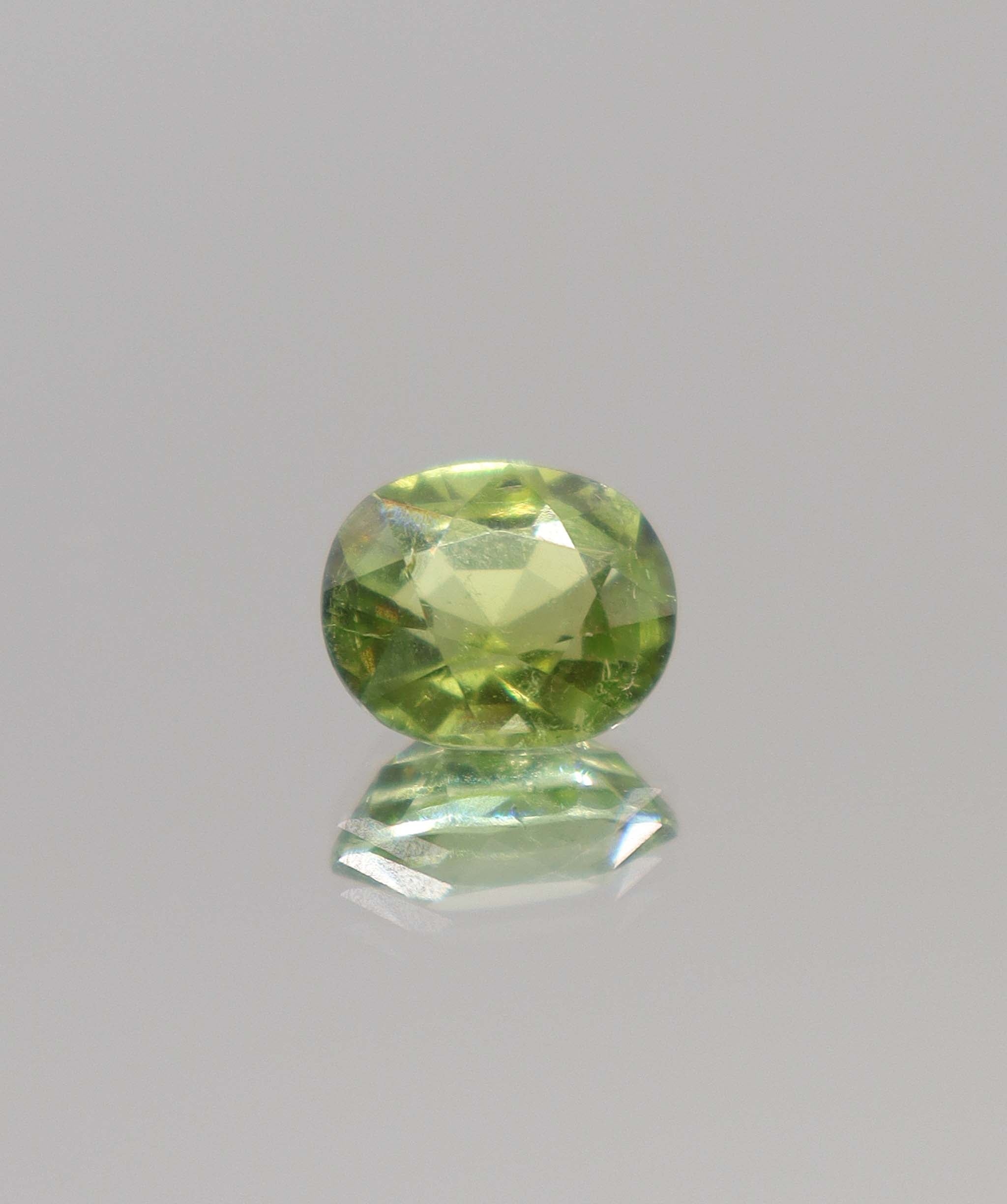 Luxury Promise 2.43ct Green Tourmaline DXBCS0231