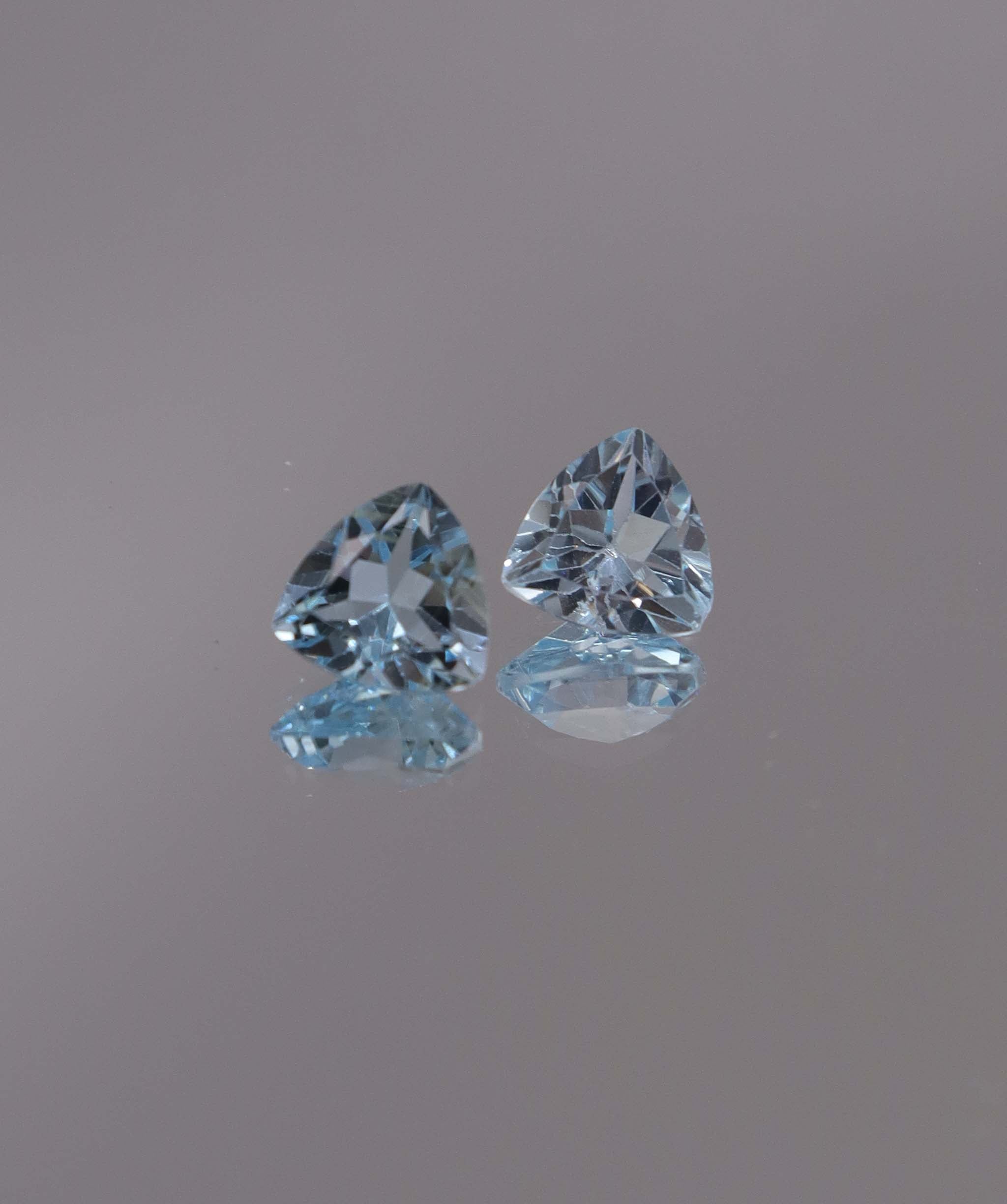 Luxury Promise 2.50ct Sky Blue Topaz Trillion pair DXBCS1217