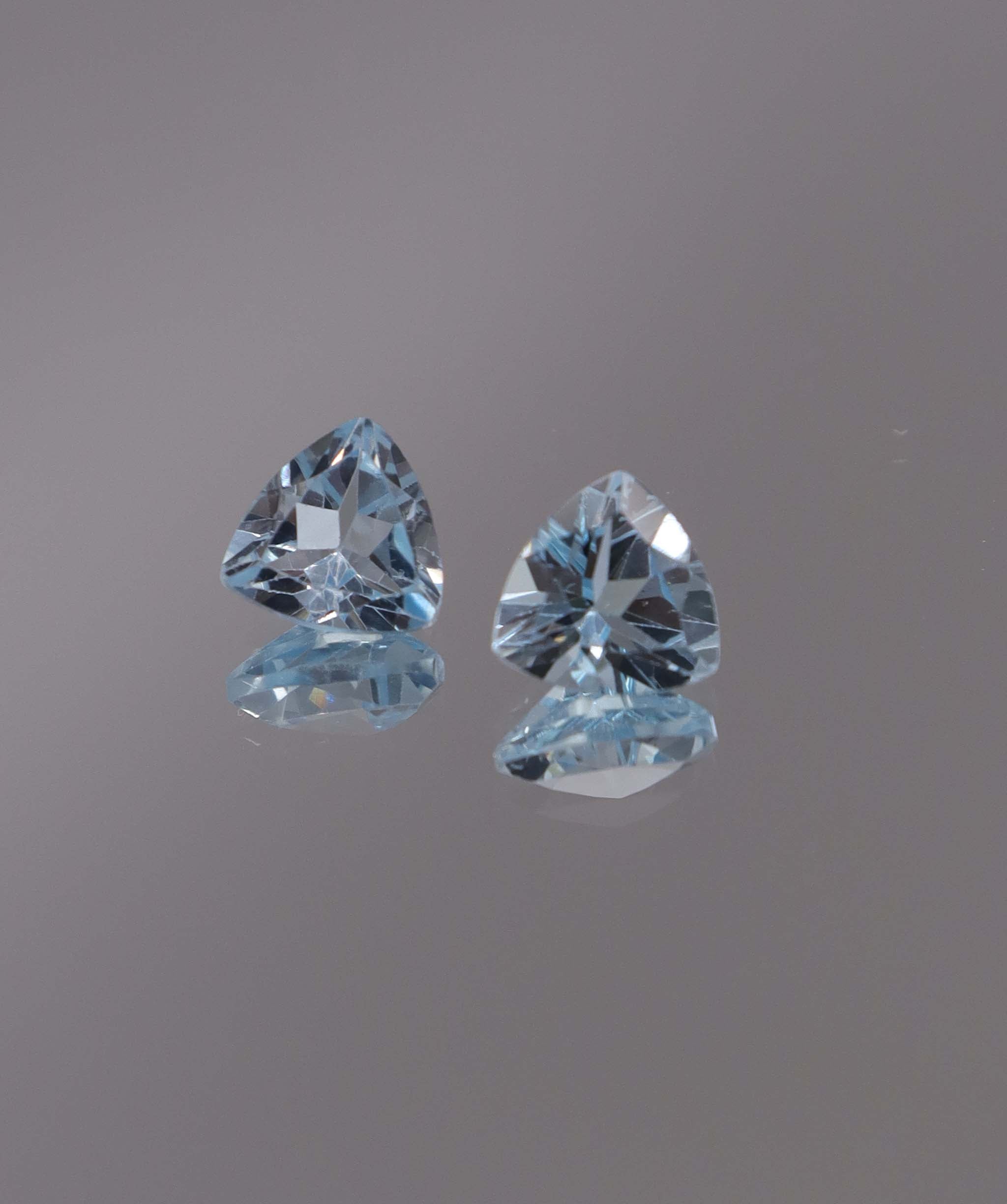 Luxury Promise 2.50ct Sky Blue Topaz Trillion pair DXBCS1219