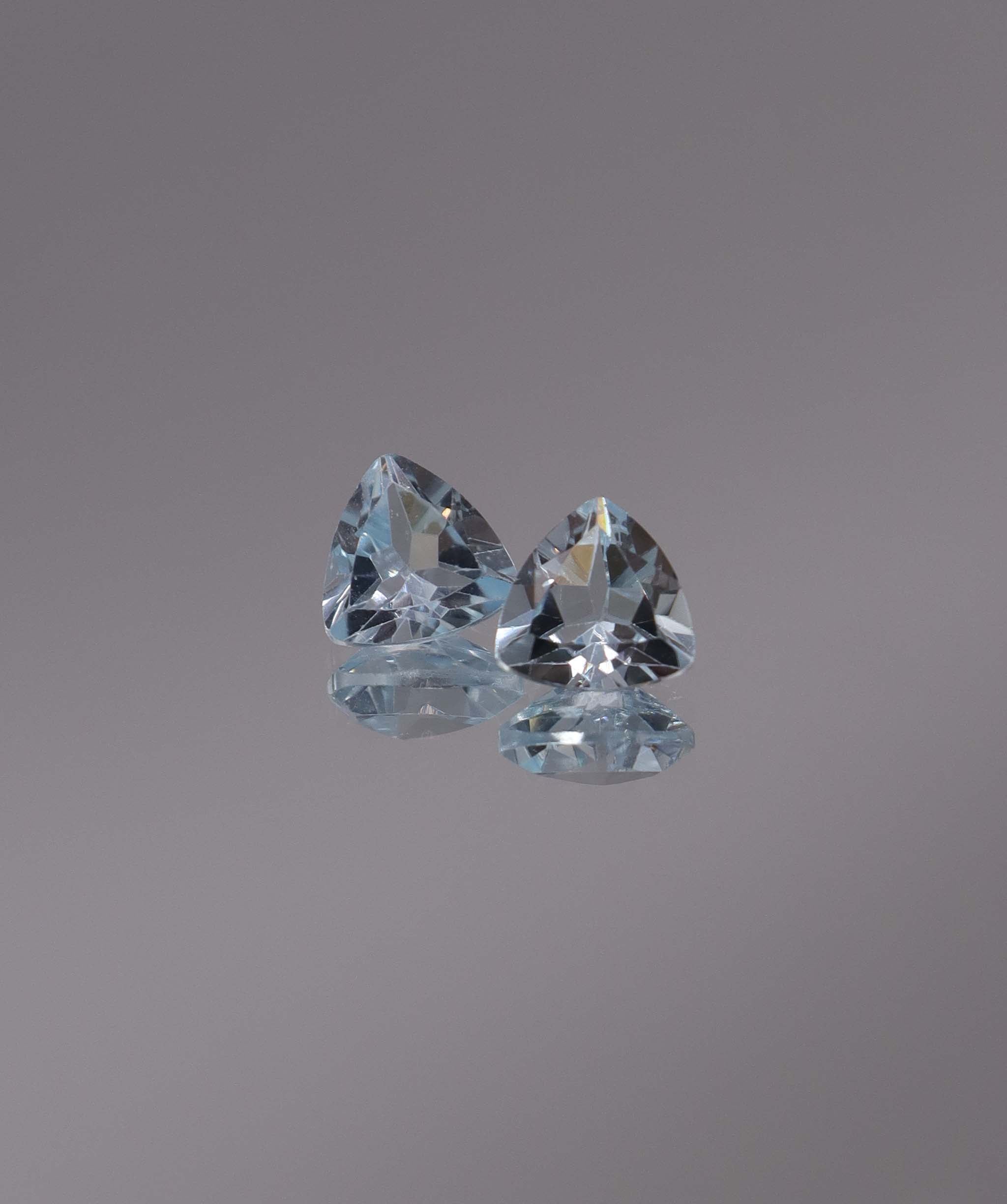 Luxury Promise 2.50ct Sky Blue Topaz Trillion pair DXBCS1220