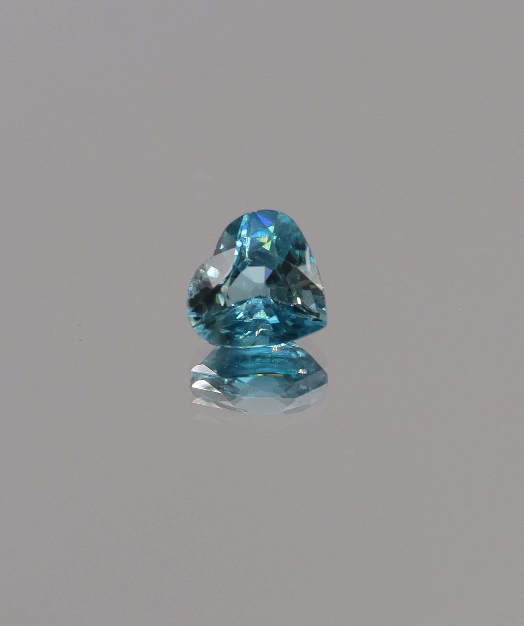 Luxury Promise 2.58 ct Heart Blue Zircon DXBCS1189