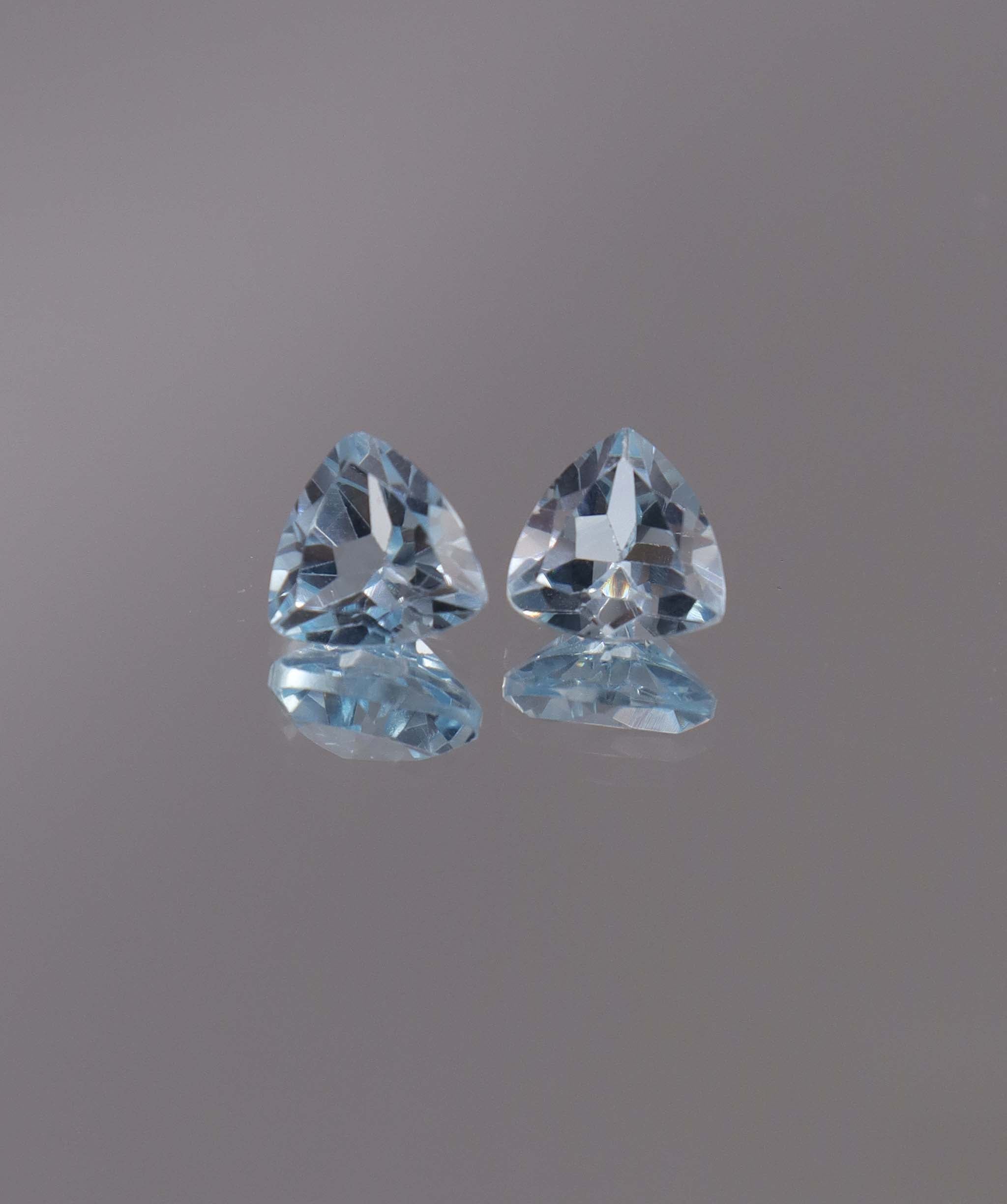 Luxury Promise 2.62ct Sky Blue Topaz Trillion pair DXBCS1198