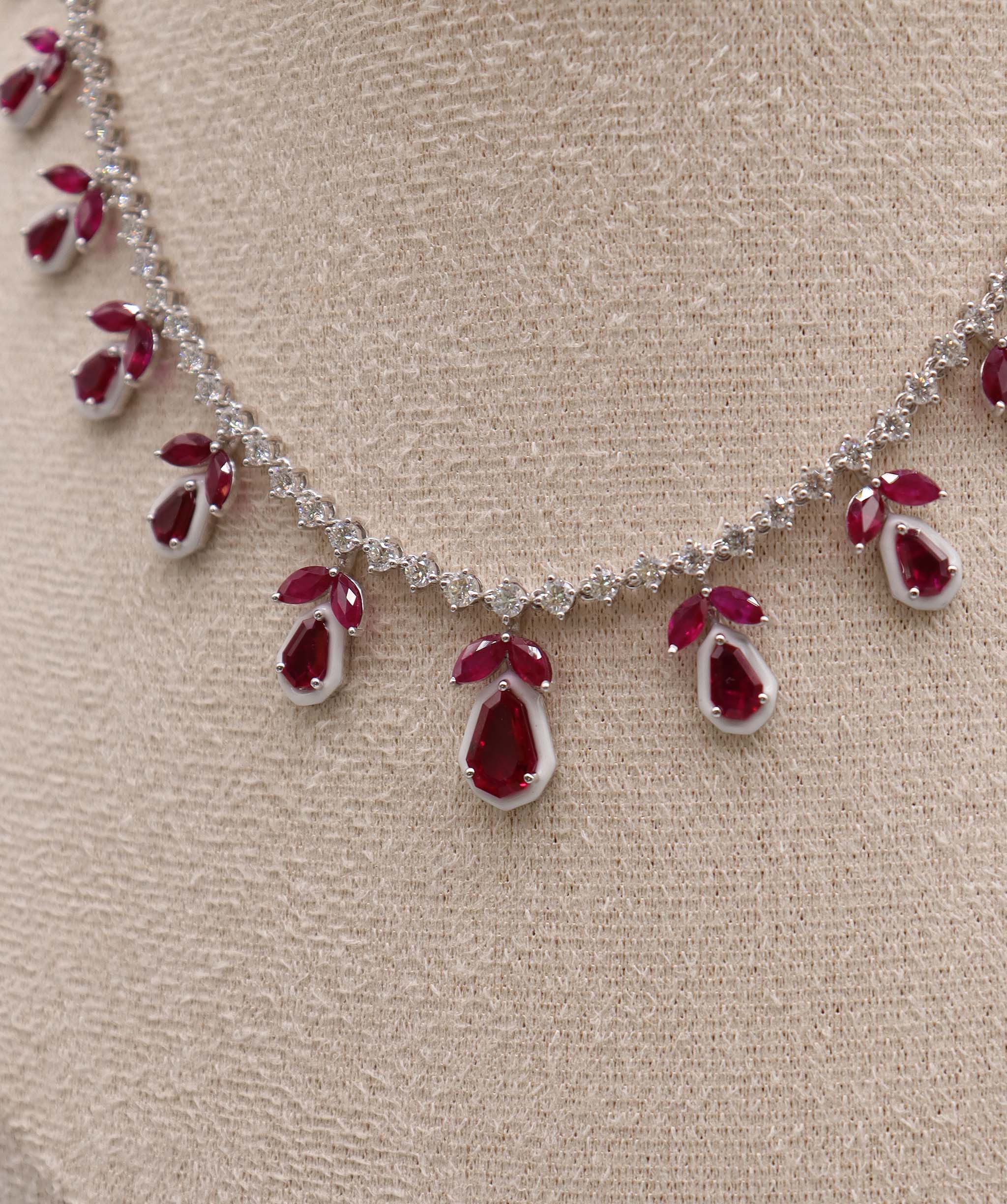 Luxury Promise 2.63ct PENDENT P-F69K