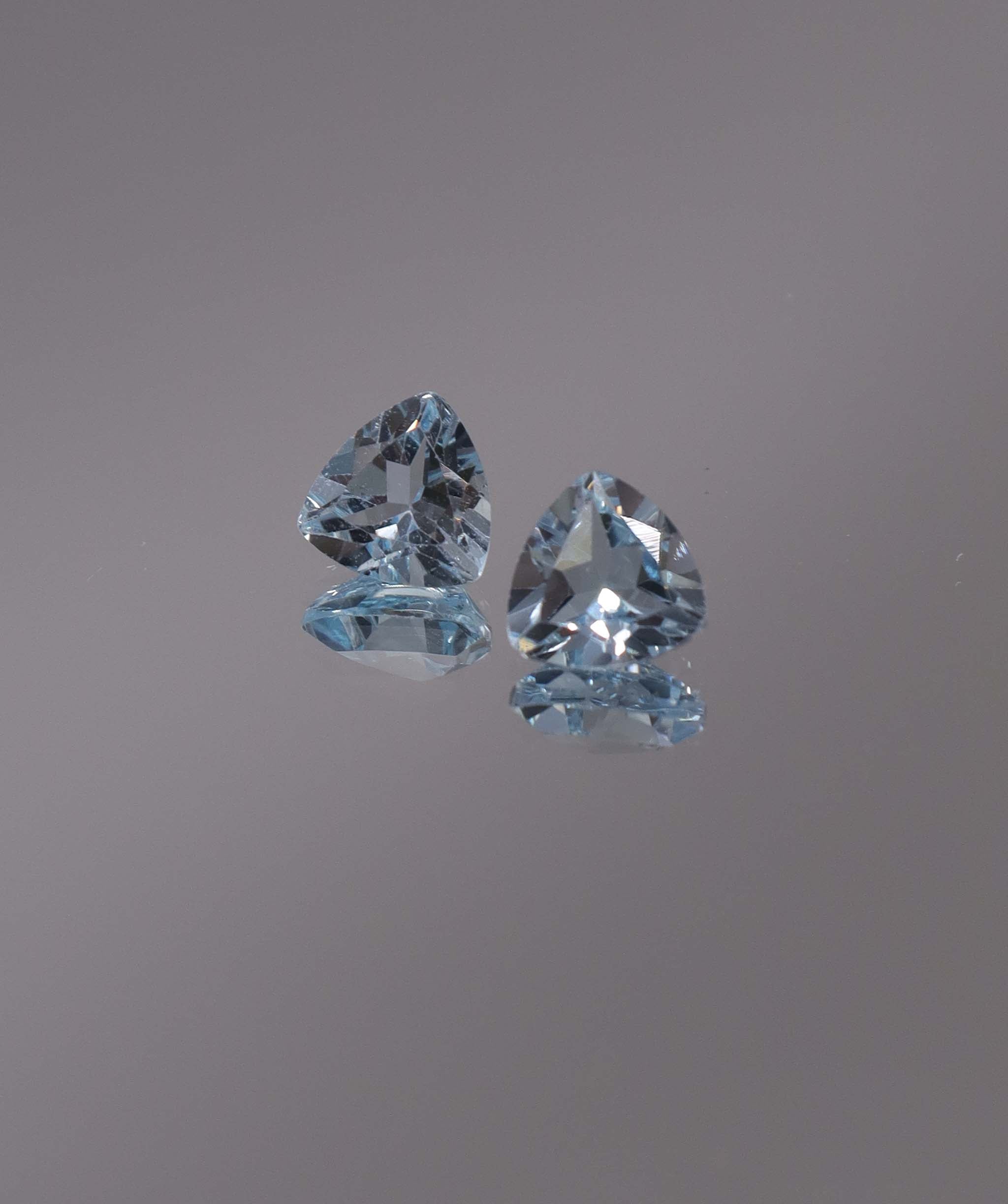 Luxury Promise 2.68ct Sky Blue Topaz Trillion pair DXBCS1218
