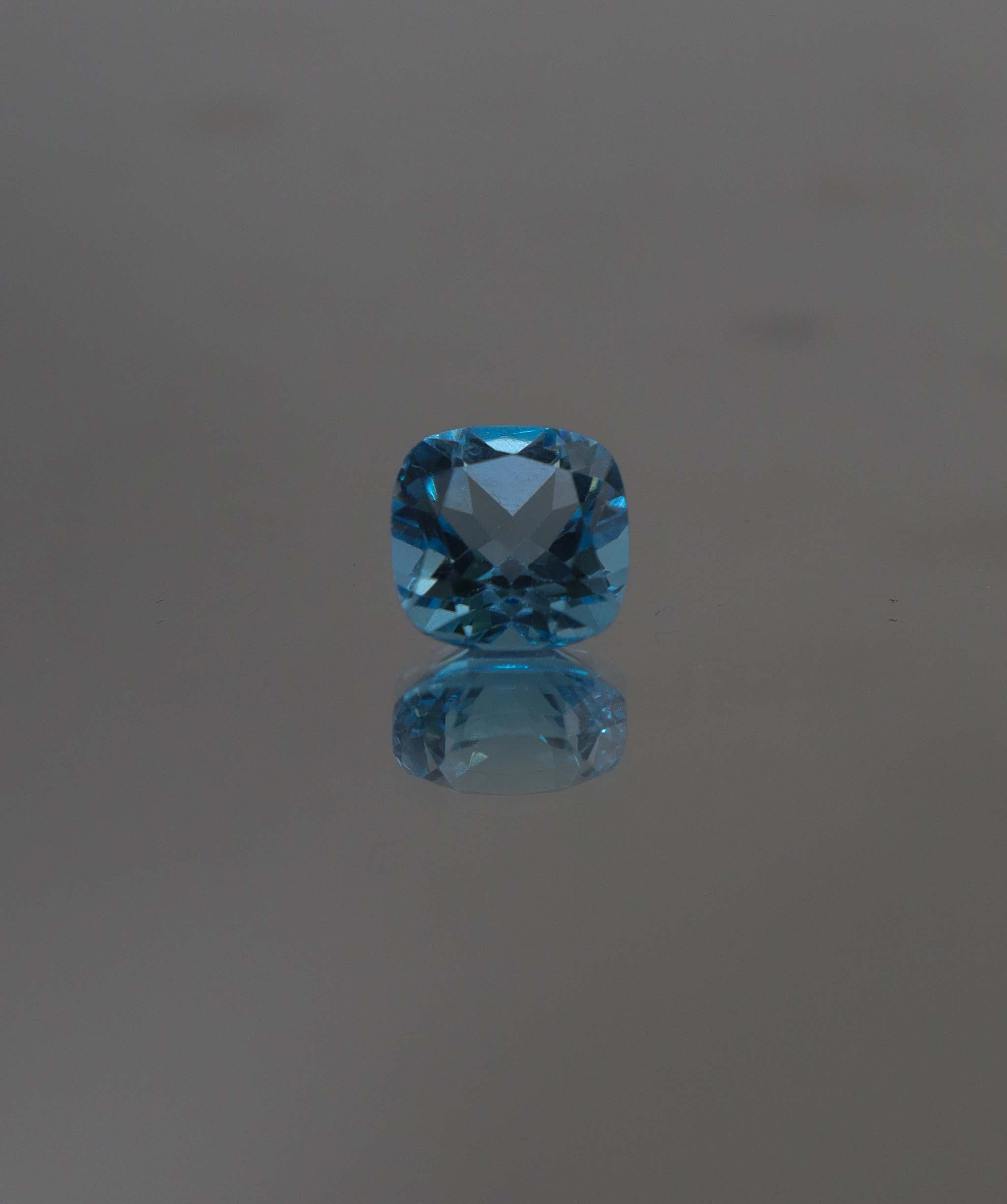 Luxury Promise 2.73 Swiss Topaz 25 DXBS5163