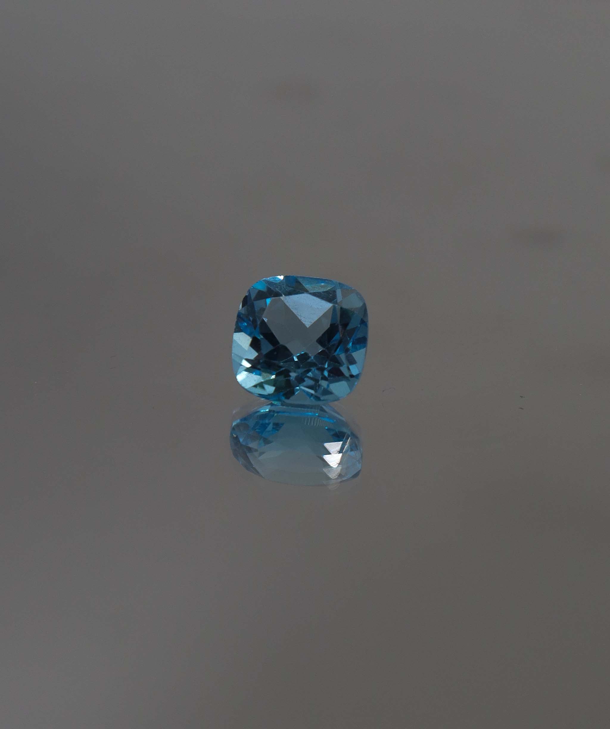 Luxury Promise 2.73 Swiss Topaz 25 DXBS5163
