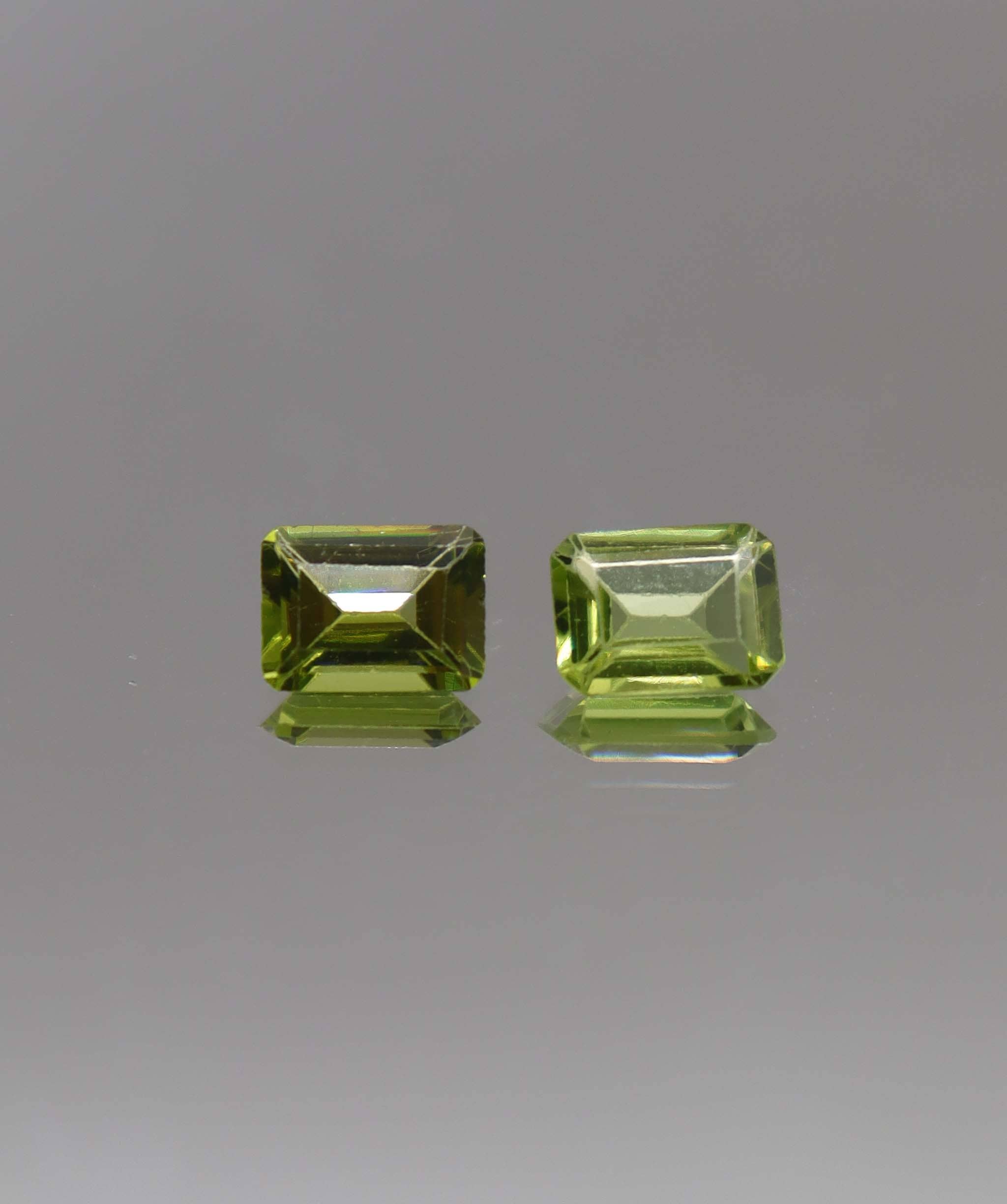 Luxury Promise 2.74ct Peridot Emerald pair DXBCS2286