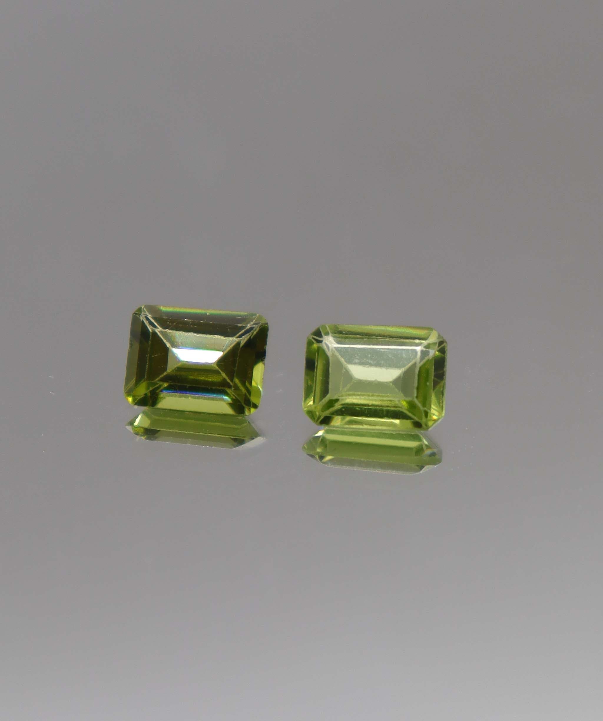 Luxury Promise 2.74ct Peridot Emerald pair DXBCS2286