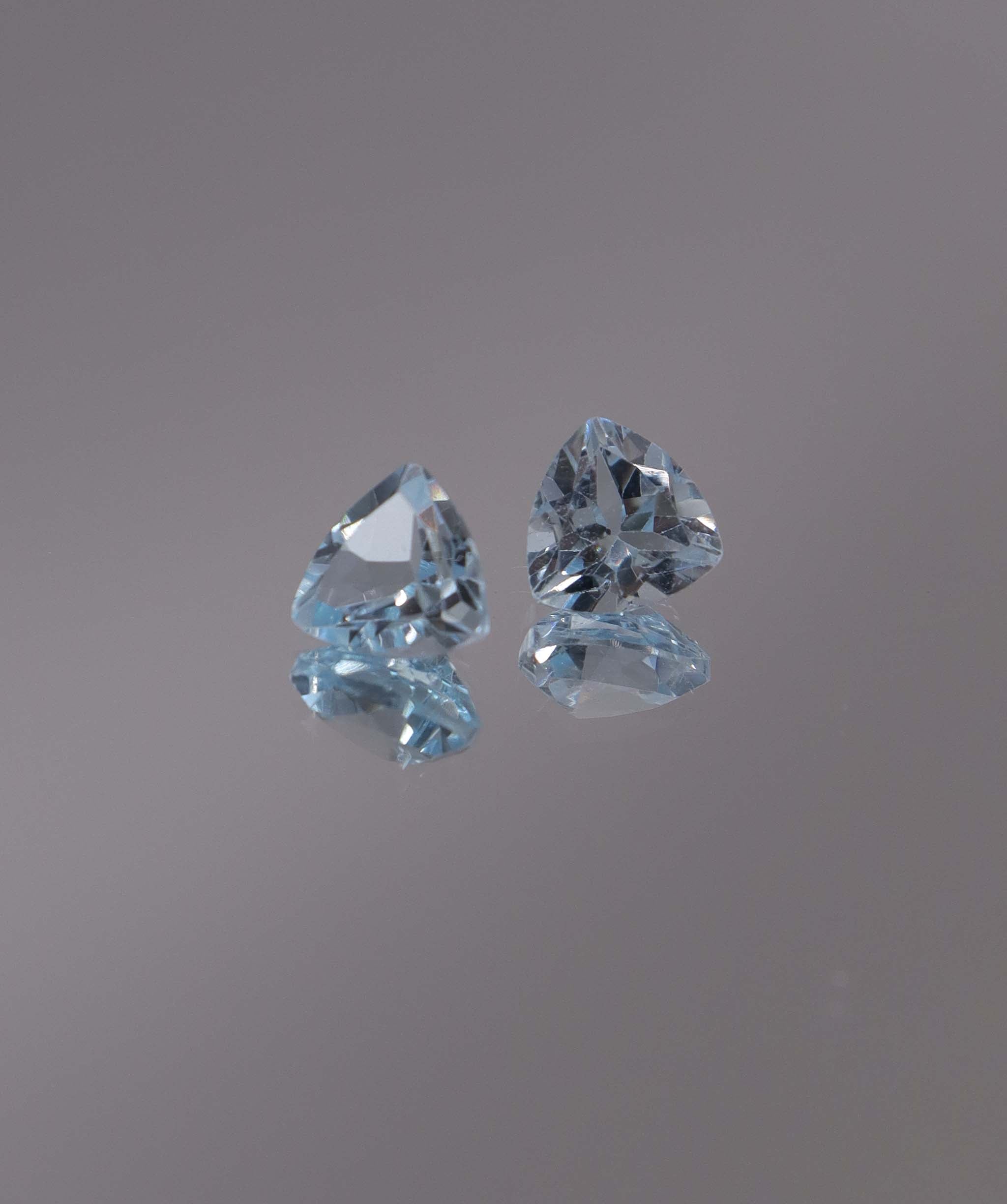Luxury Promise 2.76ct Sky Blue Topaz Trillion  pair DXBCS1205