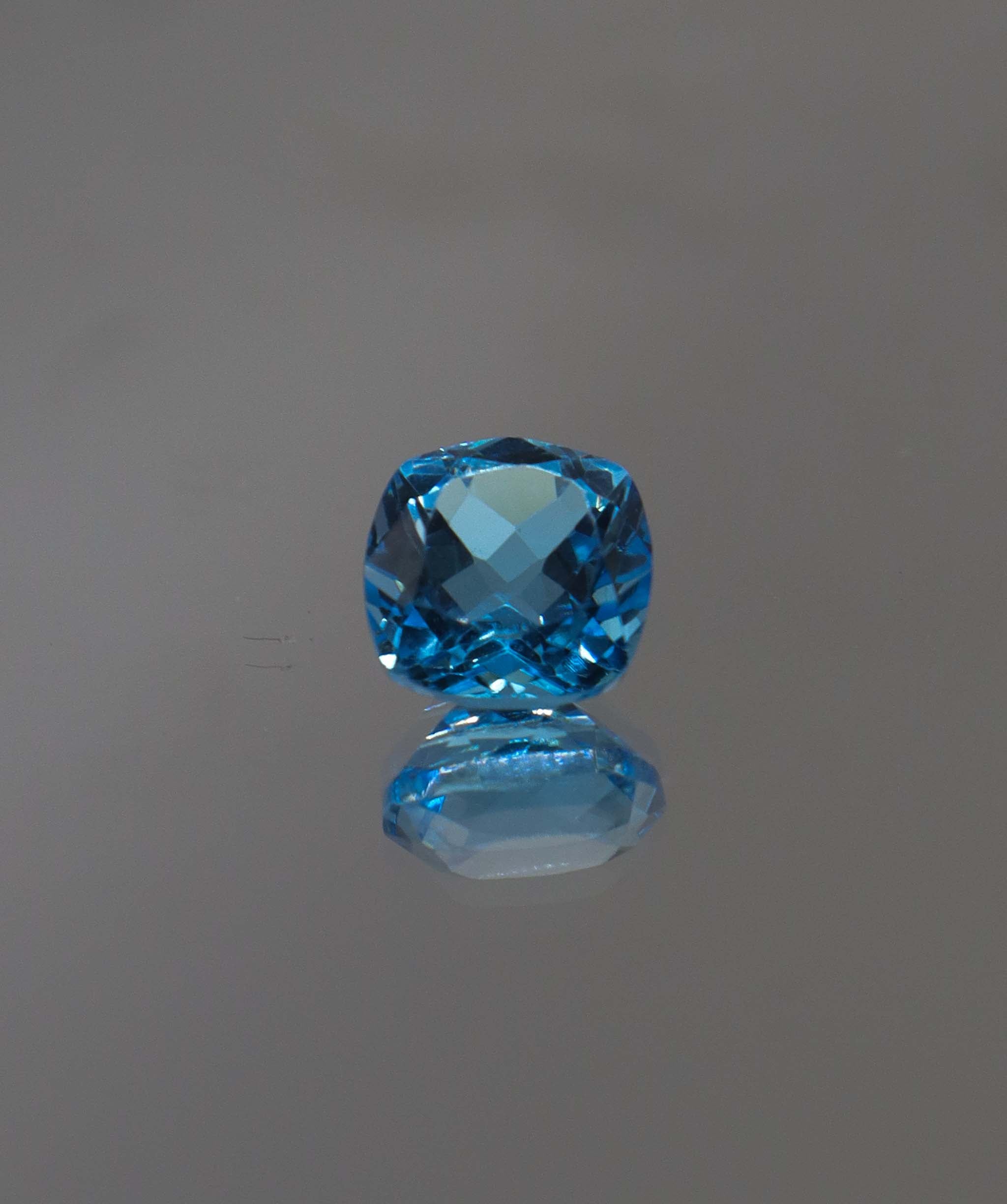 Luxury Promise 2.84ct Swiss Topaz 19 DXBS5157
