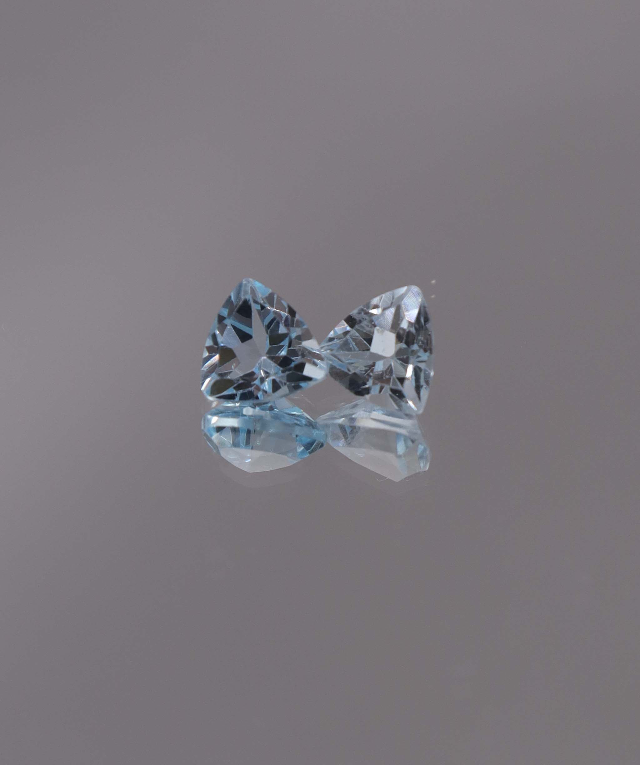 Luxury Promise 2.87ct Trillion Sky Blue Topaz pair DXBCS1192