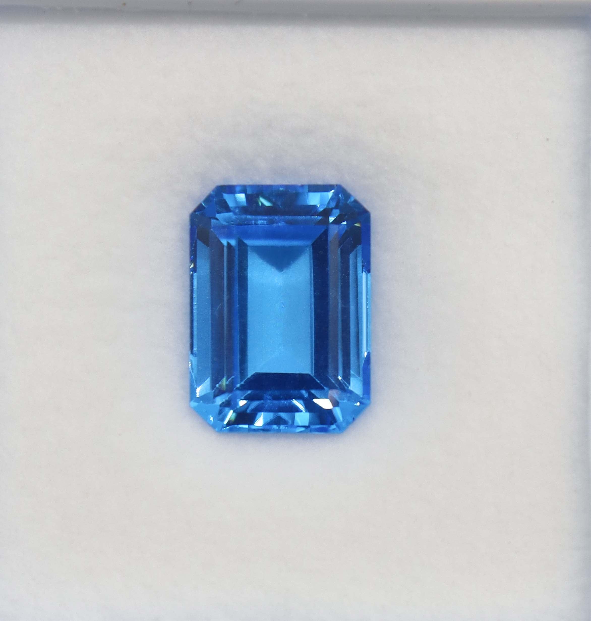Luxury Promise 20.87CT NATURAL  BLUE TOPAZ ( SWISS BLUE ) MS 9062-6
