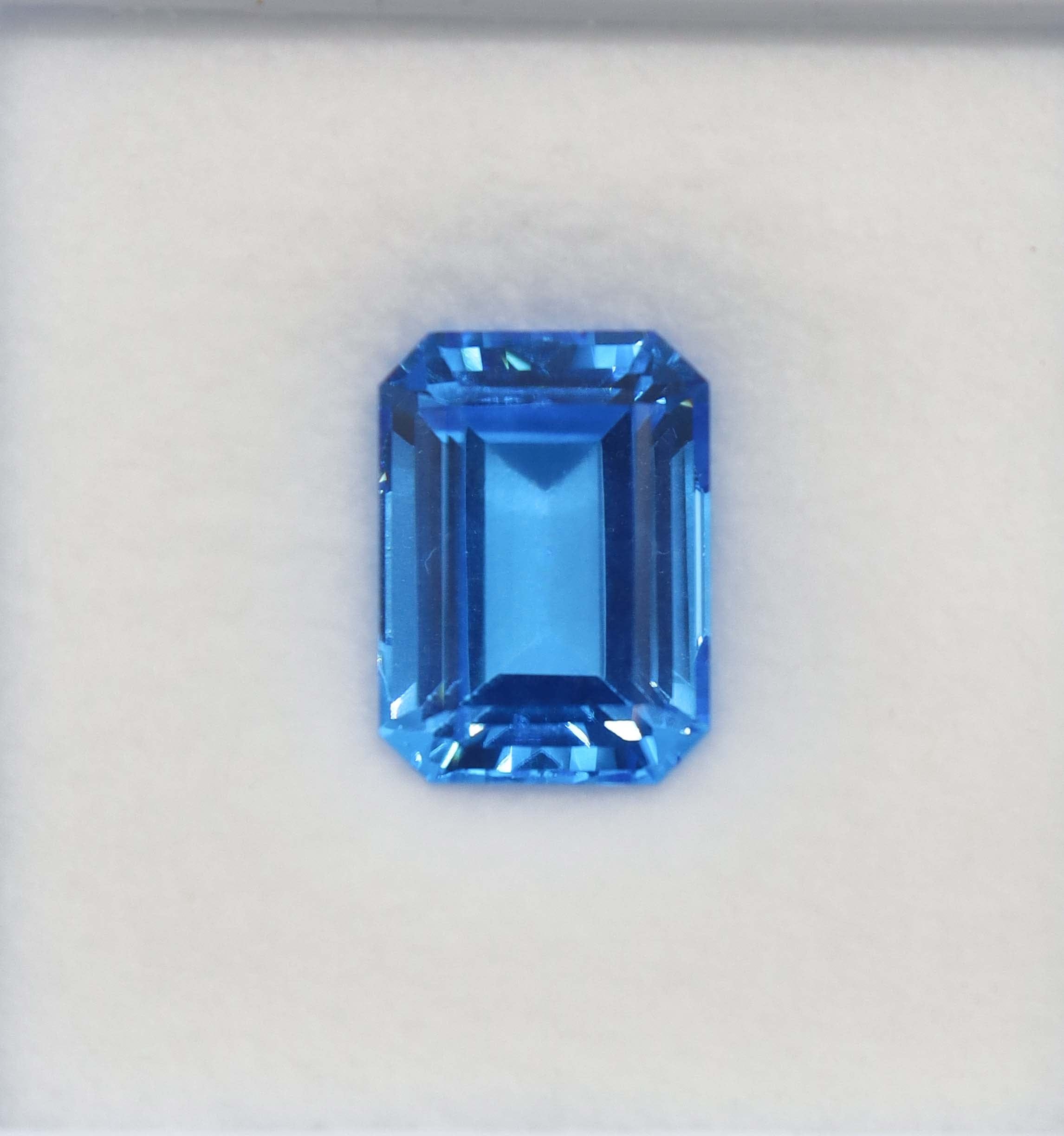 Luxury Promise 20.87CT NATURAL  BLUE TOPAZ ( SWISS BLUE ) MS 9062-6