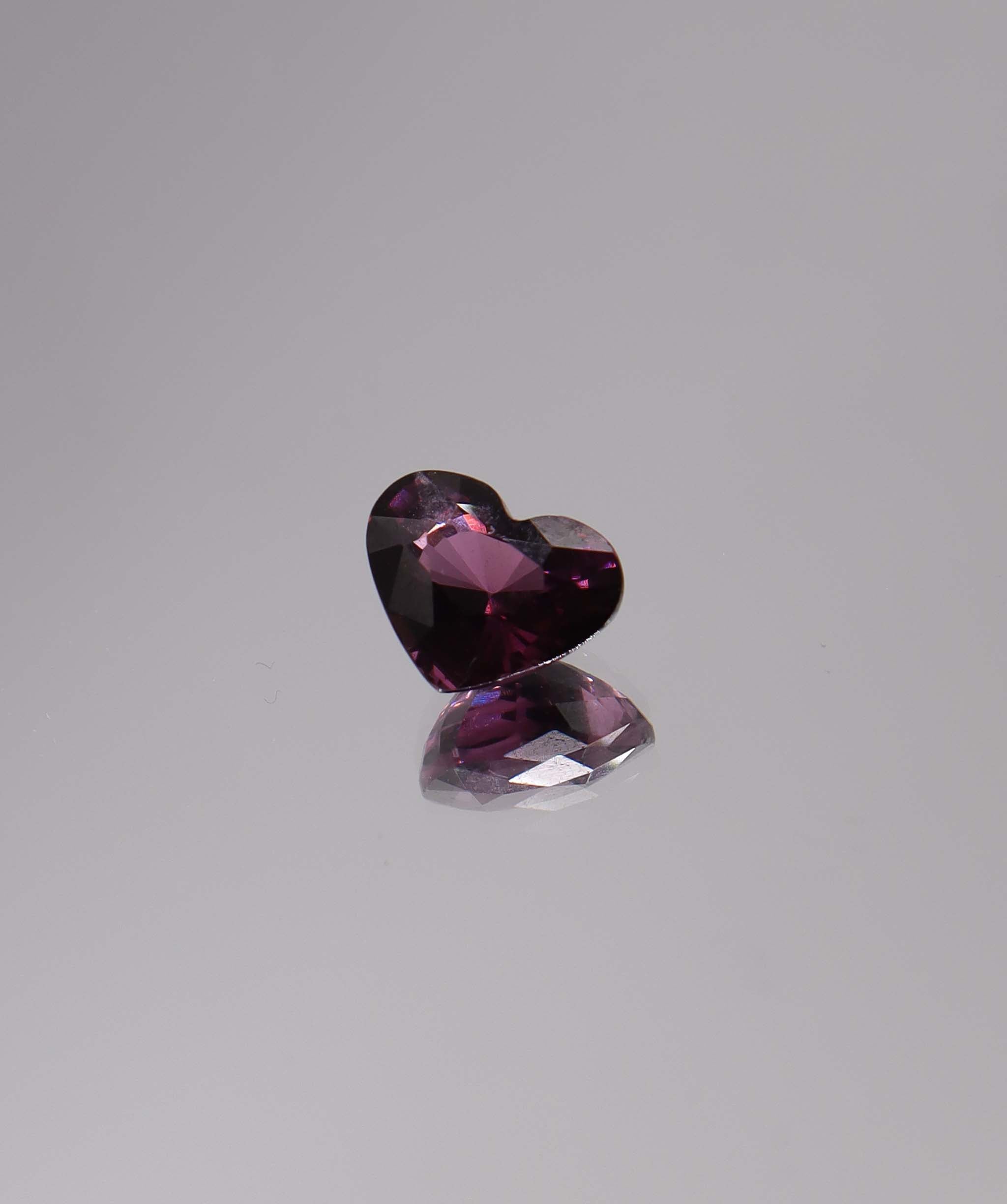 Luxury Promise 3.03ct Raspberry Love Spinel Heart DXBCS1521