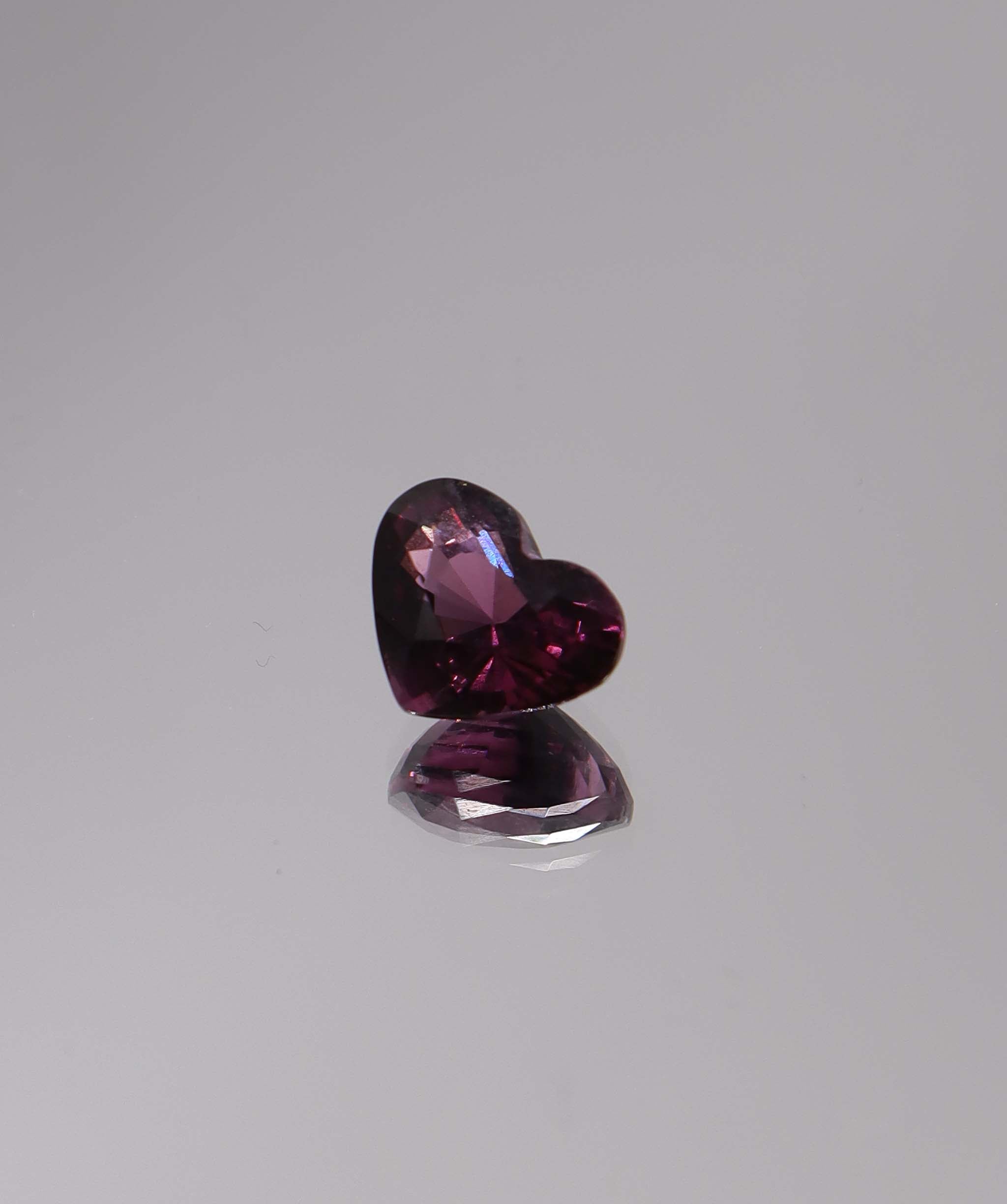 Luxury Promise 3.03ct Raspberry Love Spinel Heart DXBCS1521