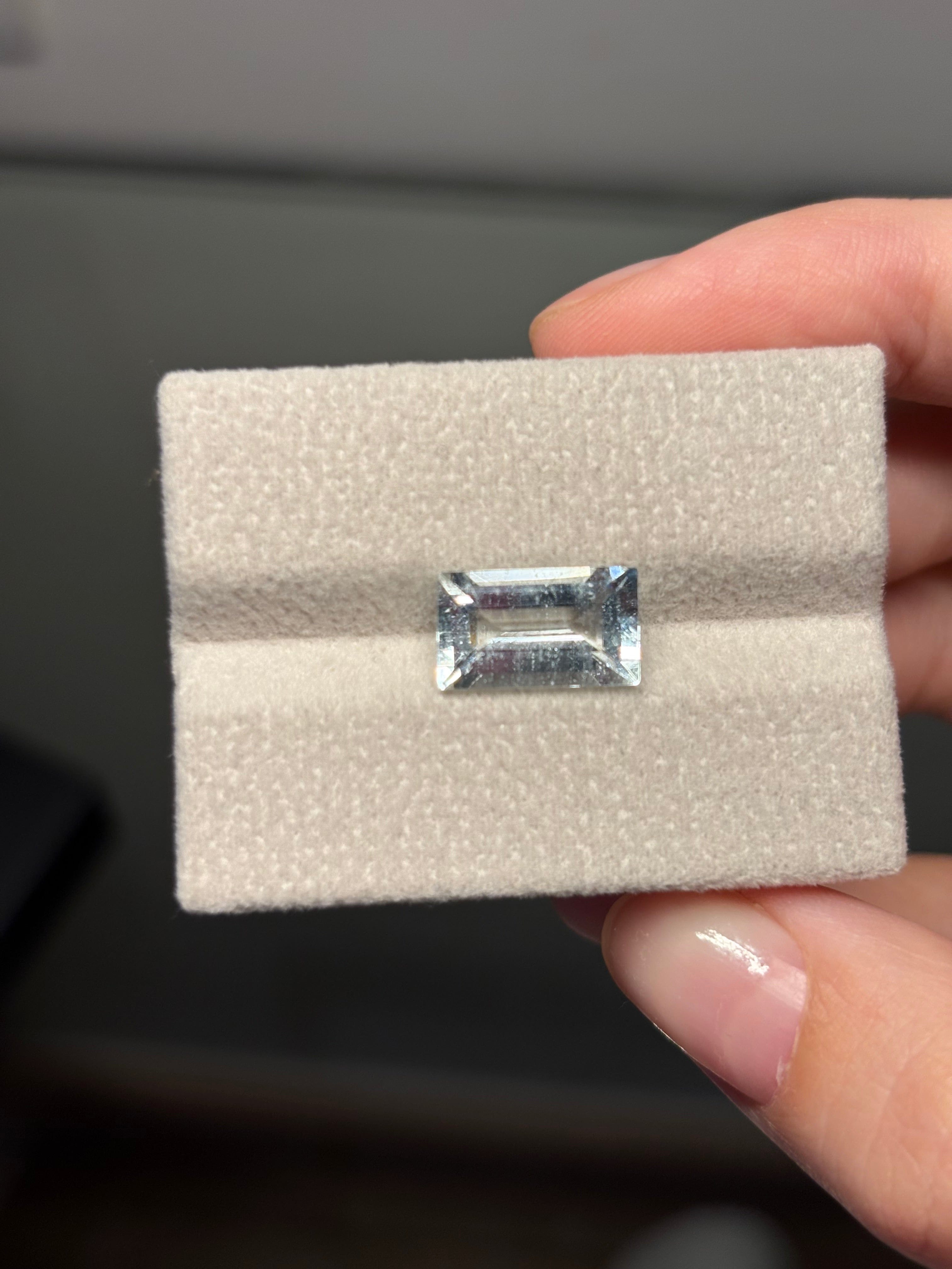 Luxury Promise 3.08ct Aquamarine Emerald DXBCS0098