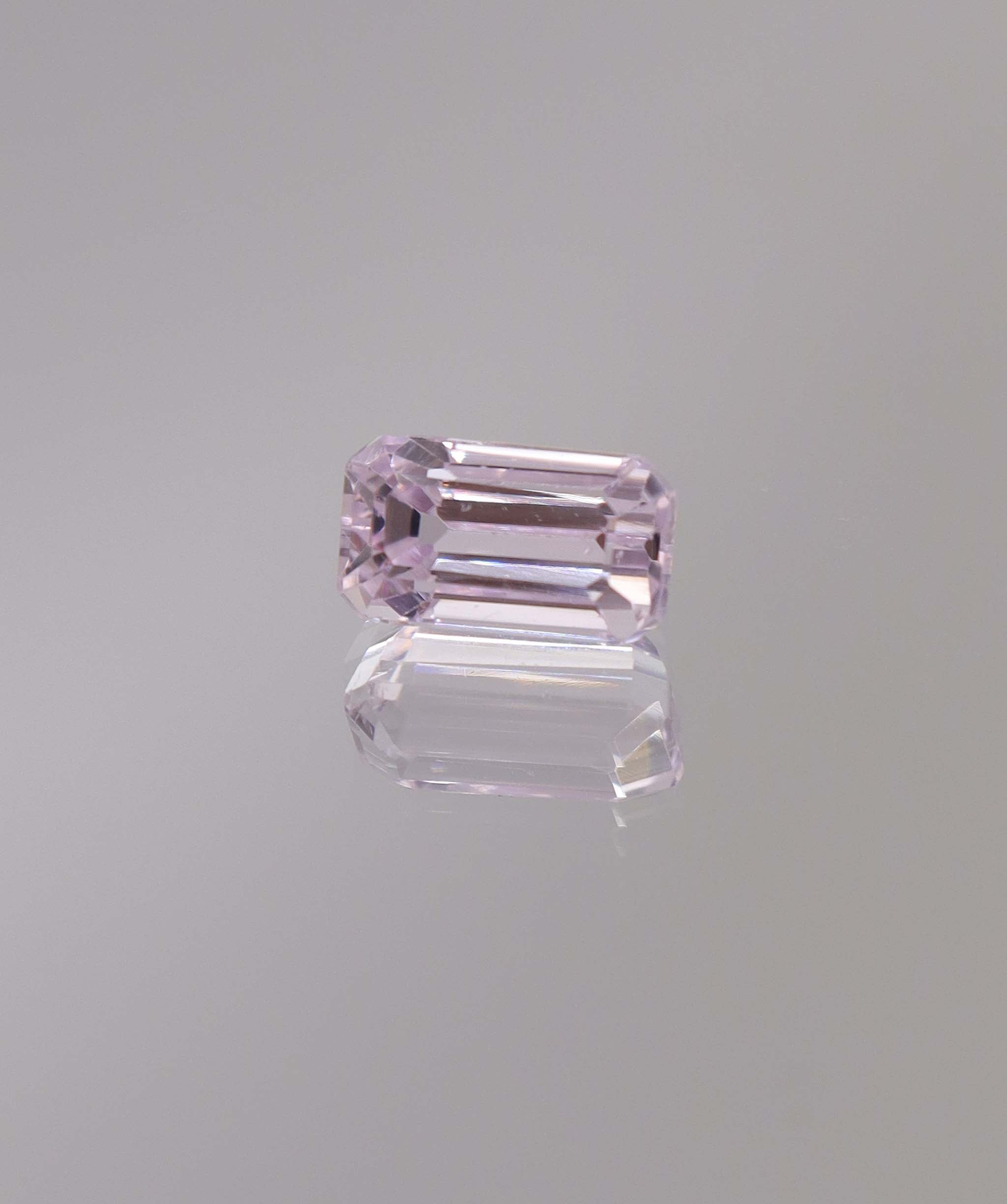 Luxury Promise 3.08ct Kunzite Emerald  DXBCS1241