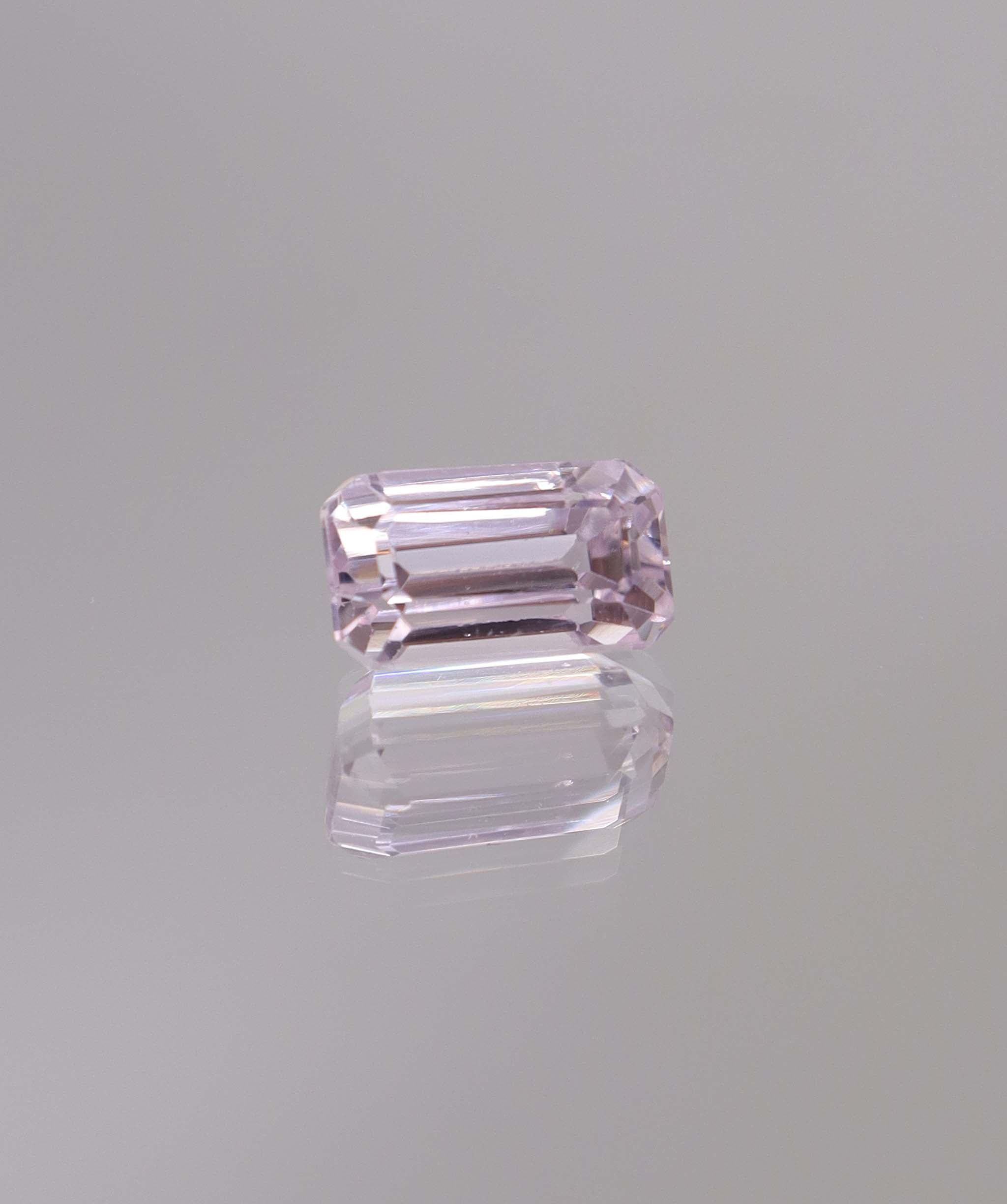 Luxury Promise 3.08ct Kunzite Emerald  DXBCS1241