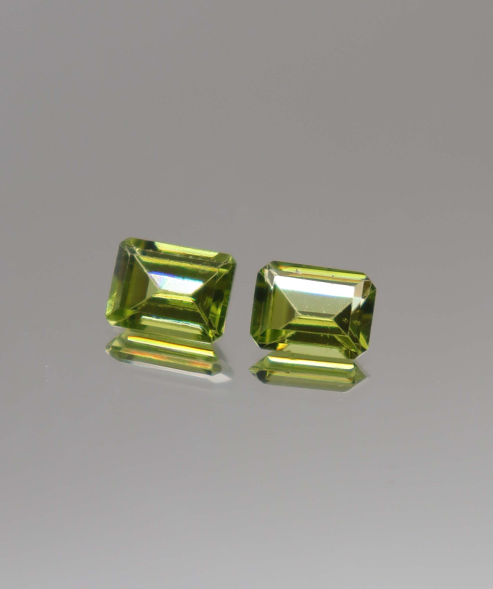 Luxury Promise 3.15ct Peridot Emerald pair DXBCS2279