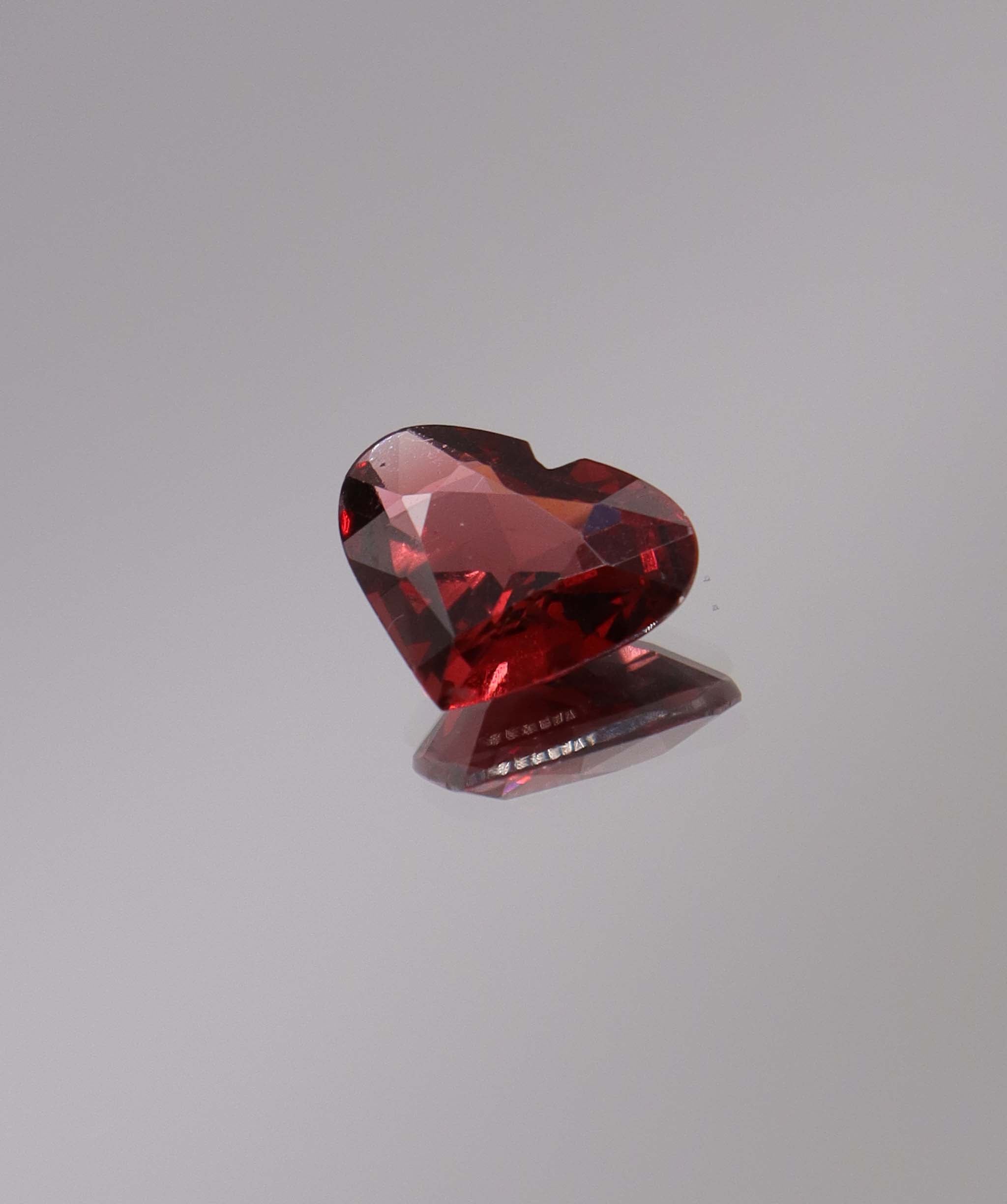 Luxury Promise 3.23ct Garnet Heart  DXBCS1229