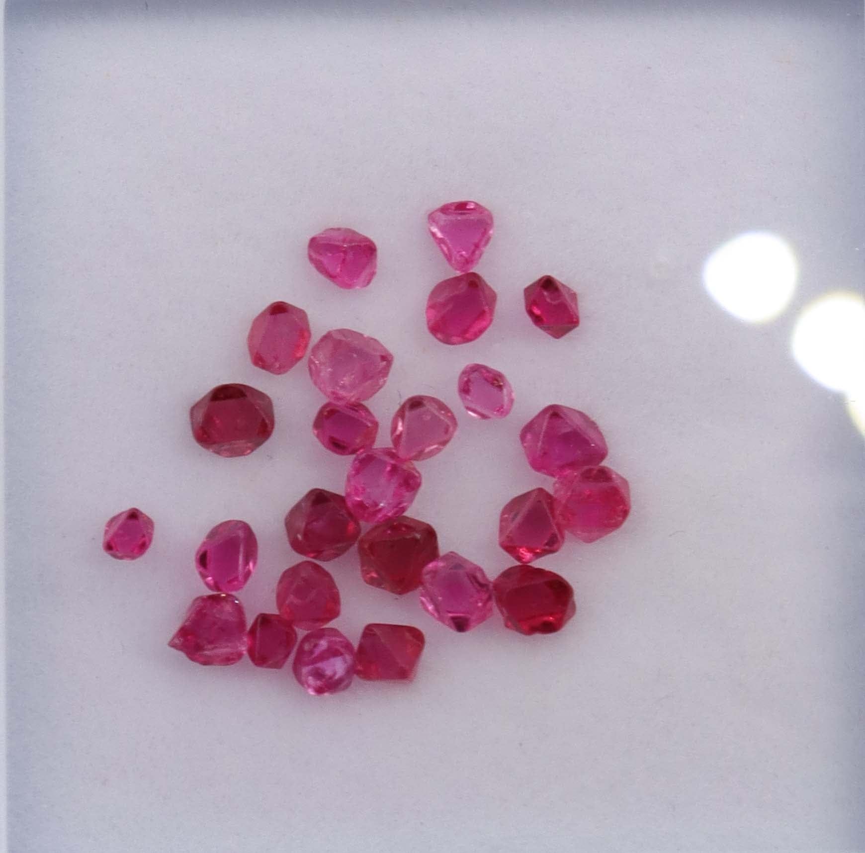 Luxury Promise 3.42ct Jedi Neon Pink Spinel Rough Crystals (25pcs) DXBCS2196