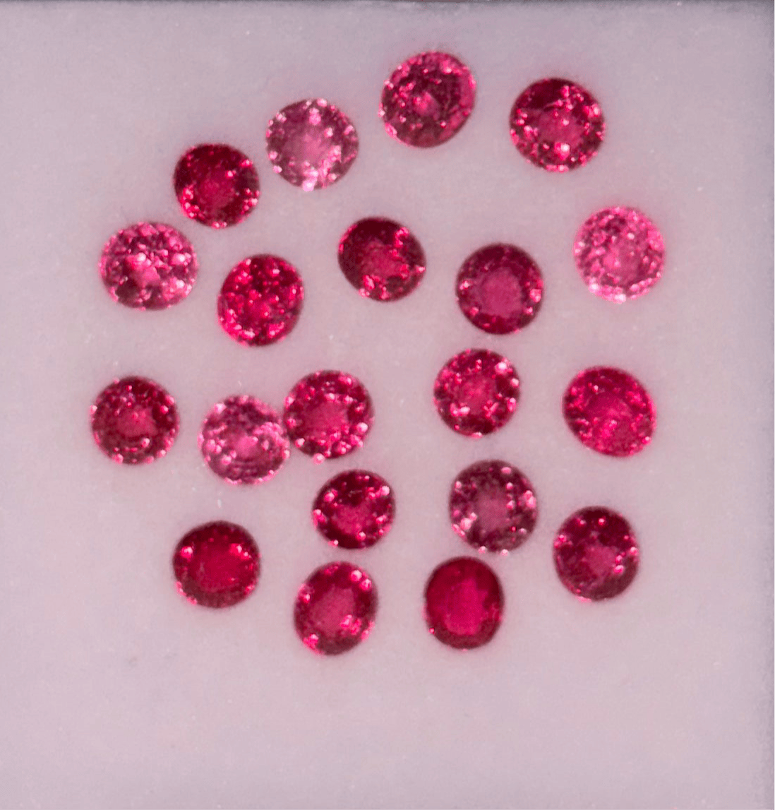 Luxury Promise 3.63ct Jedi Spinel Lot (20pcs) DXBCD0733