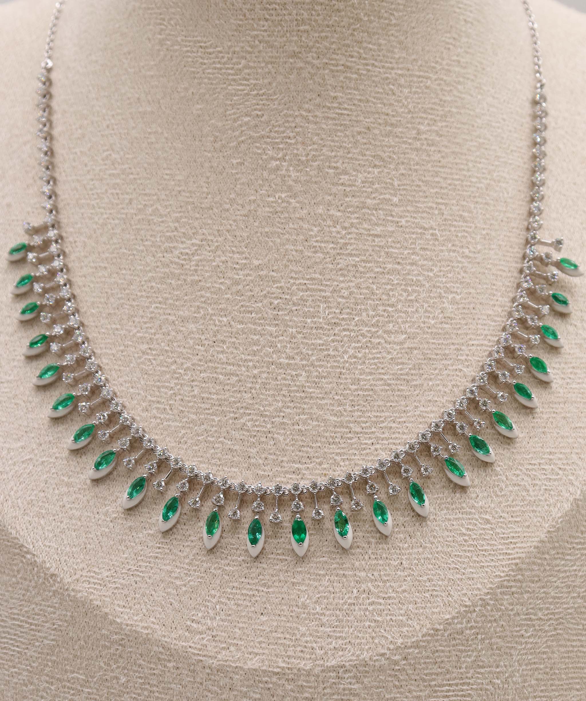 Luxury Promise 3.64CT PENDENT P-F47G