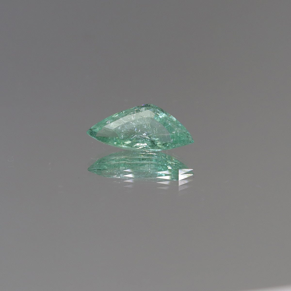 Luxury Promise 3.69ct trilion paraiba DXBCD0827