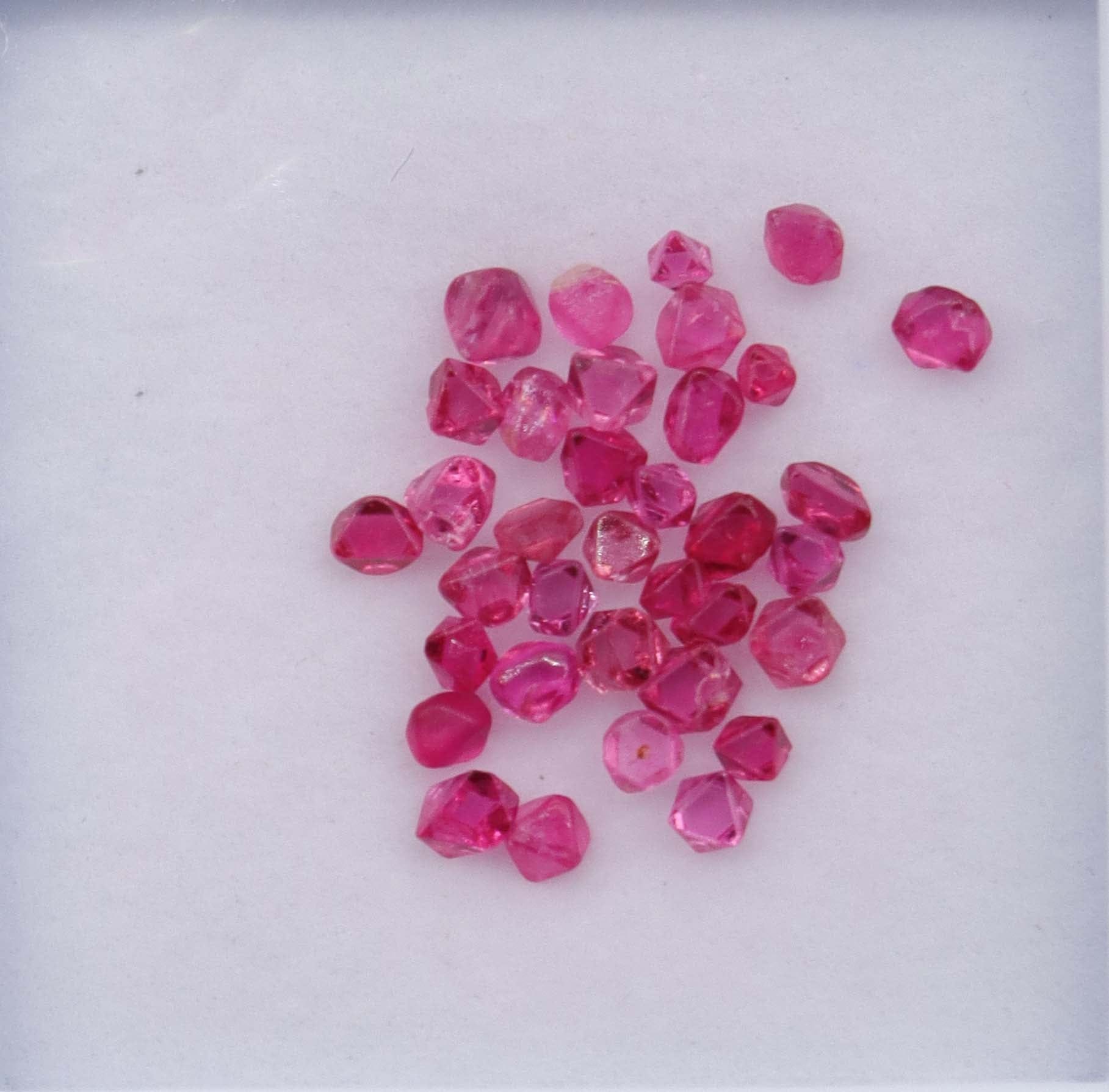Luxury Promise 3.85ct Jedi Neon Pink Spinel Rough Crystals (35pcs) DXBCS2210
