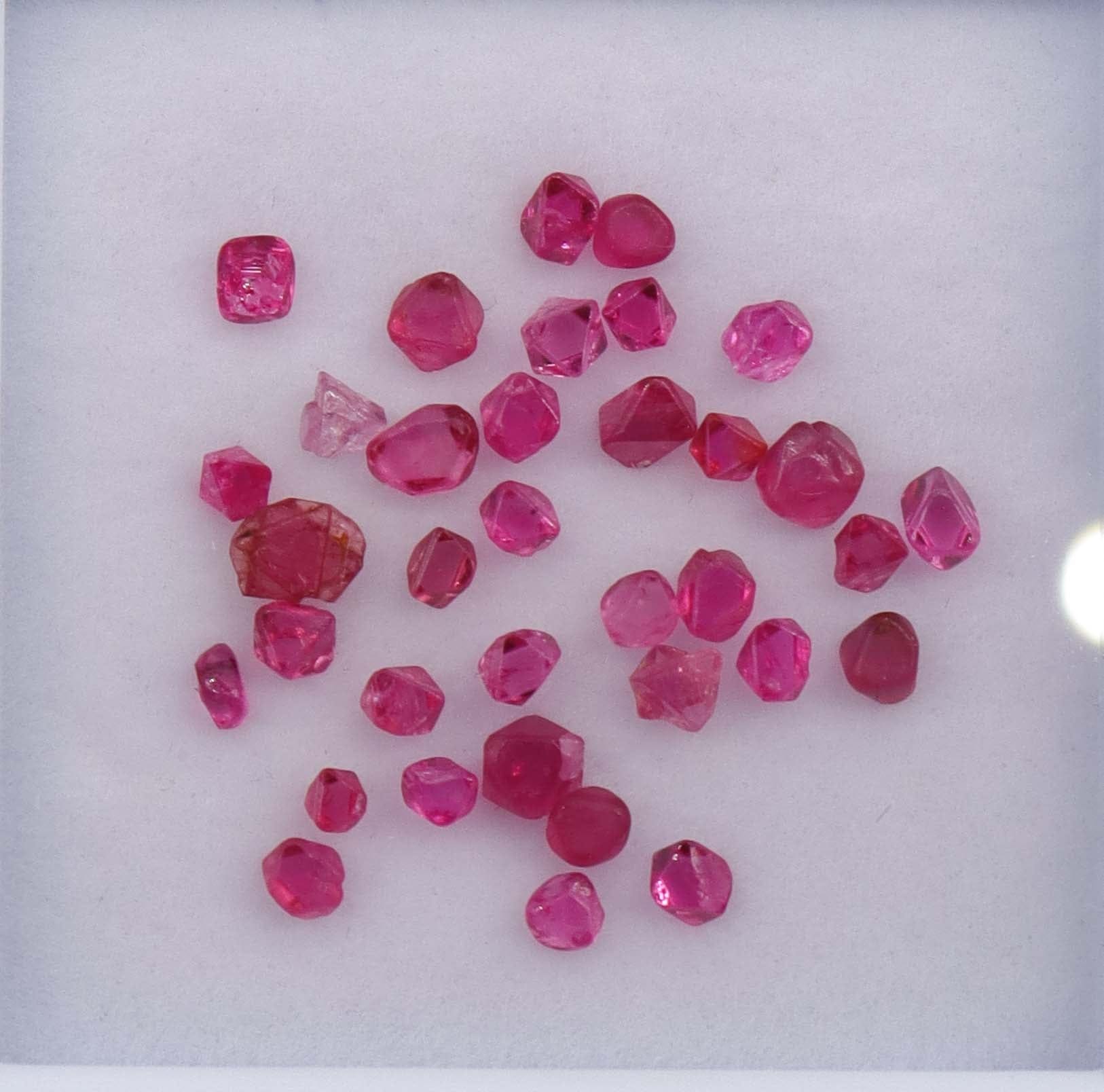 Luxury Promise 3.87ct Jedi Neon Pink Spinel Rough Crystals (35pcs) DXBCS2206