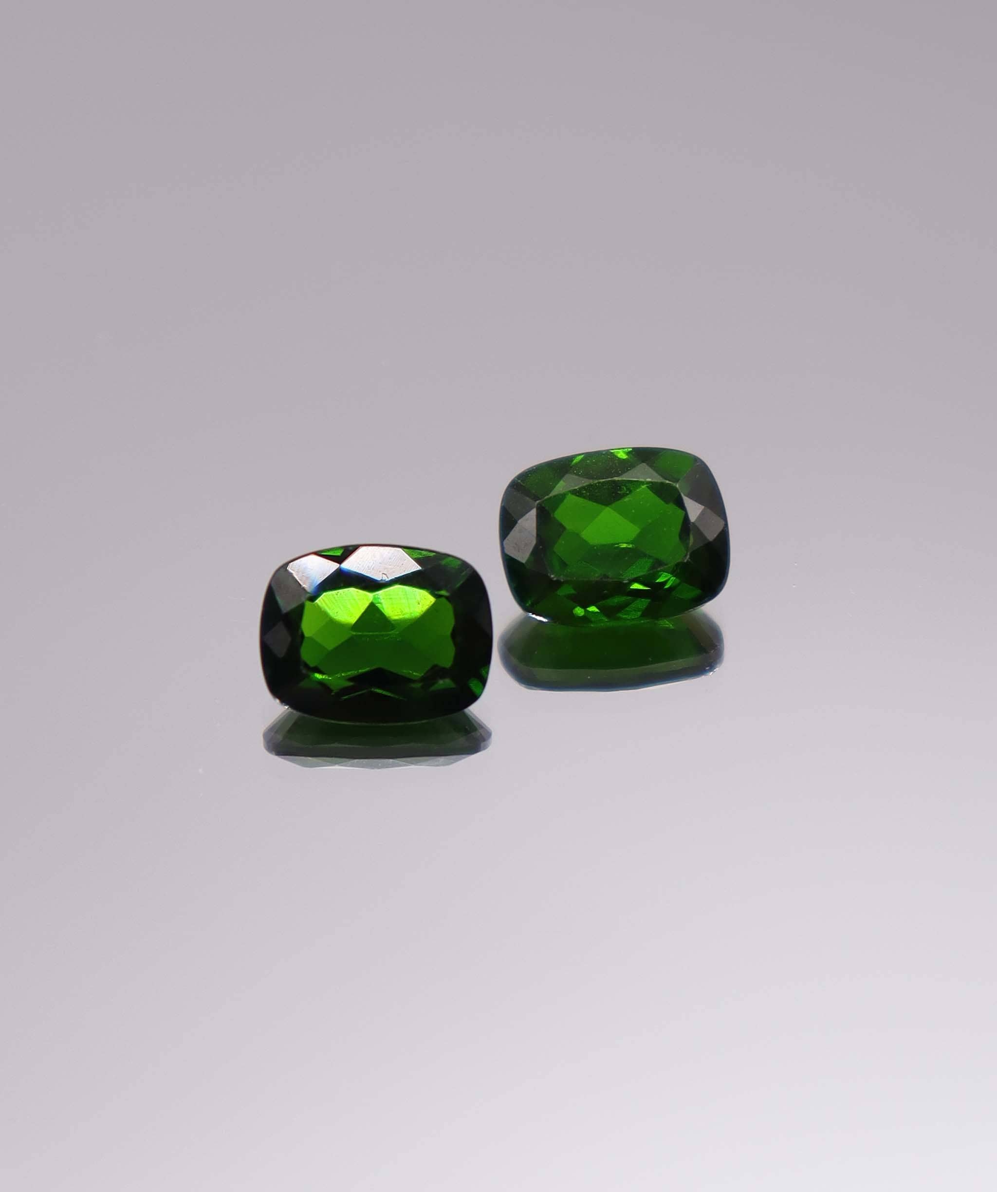 Luxury Promise 4.05ct Chrome Diopside Cushion pair DXBCS3223