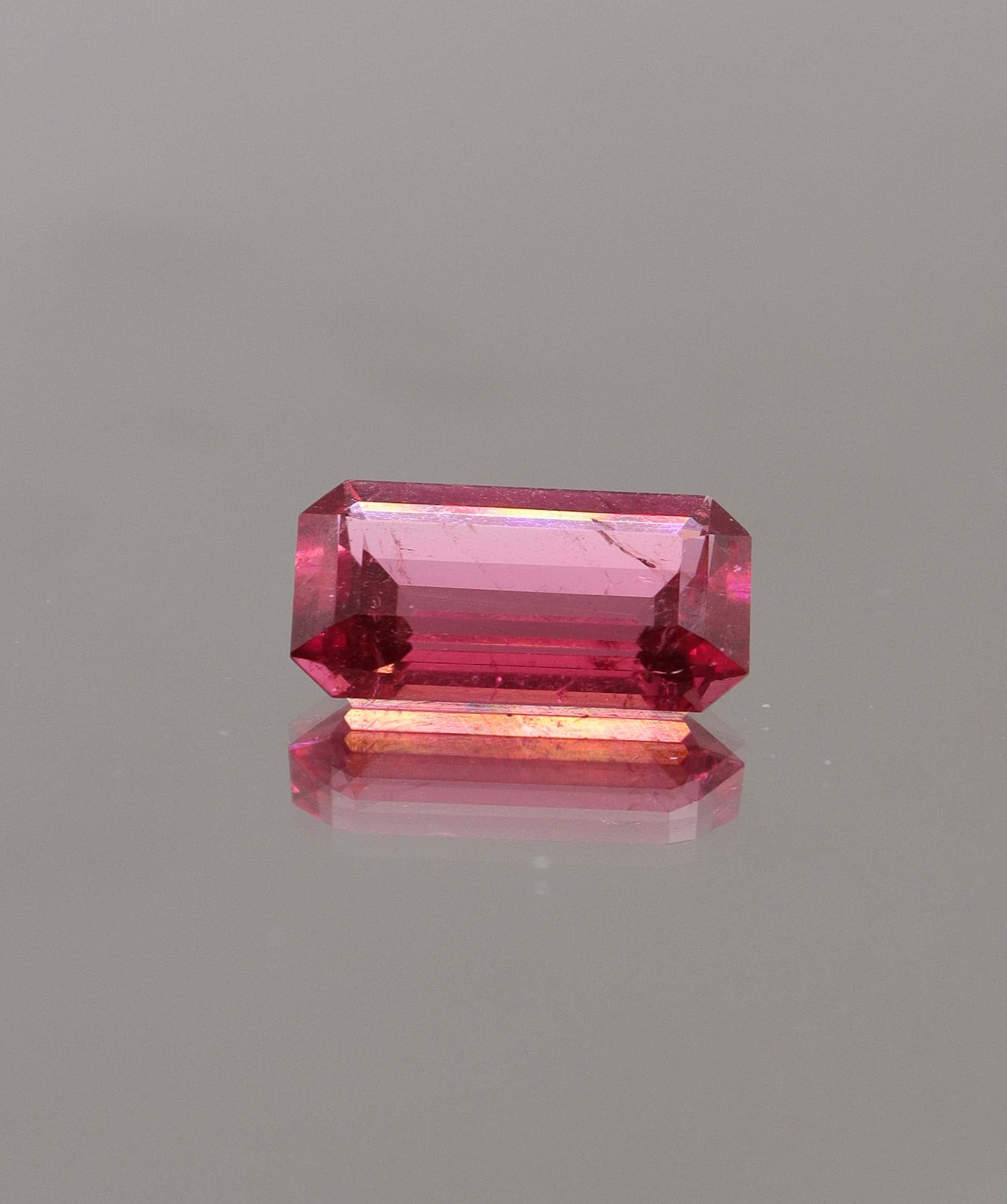 Luxury Promise 4.10ct Rubellite Emerald Cut (Afghan) DXBCS1002