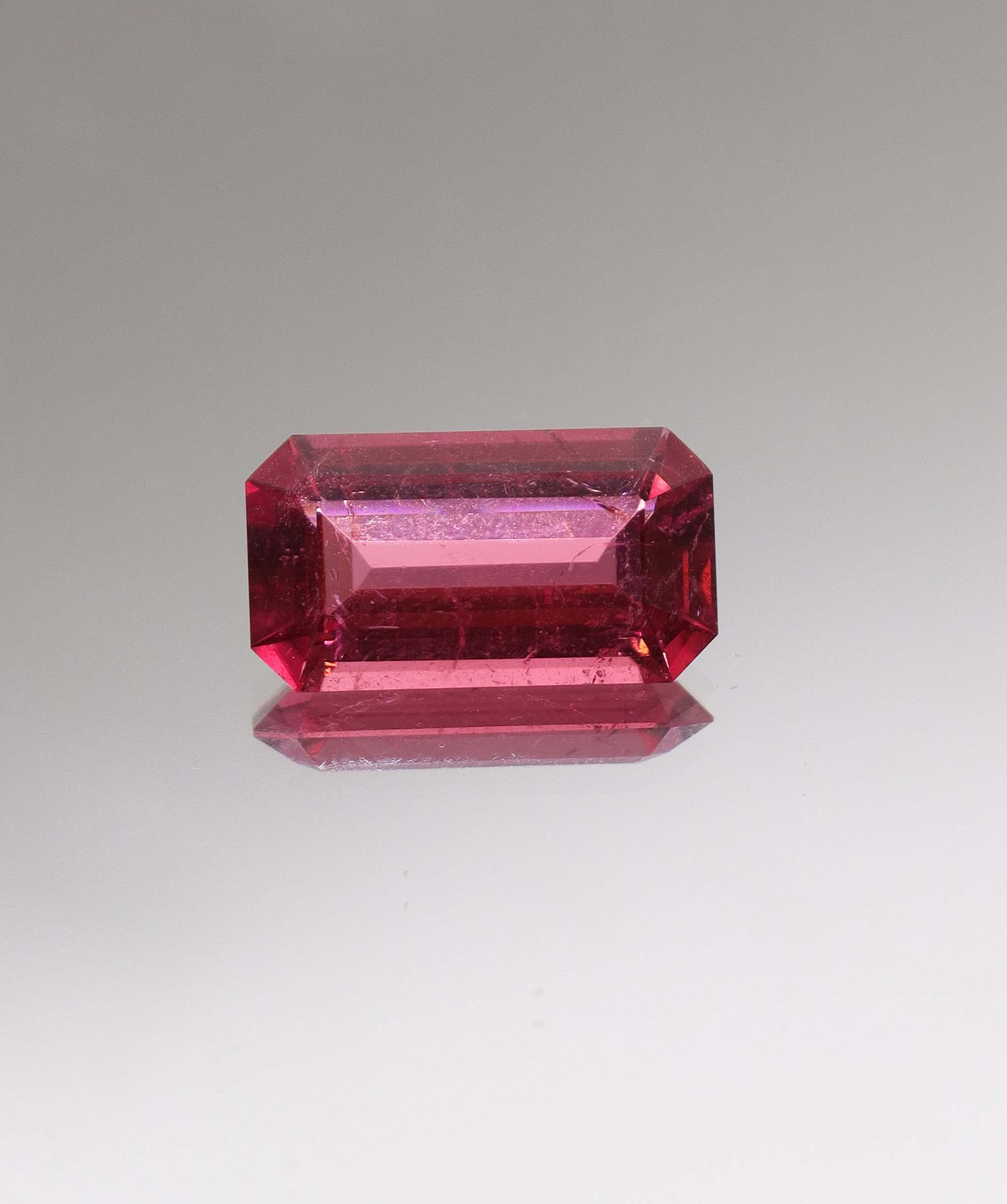 Luxury Promise 4.10ct Rubellite Emerald Cut (Afghan) DXBCS1002