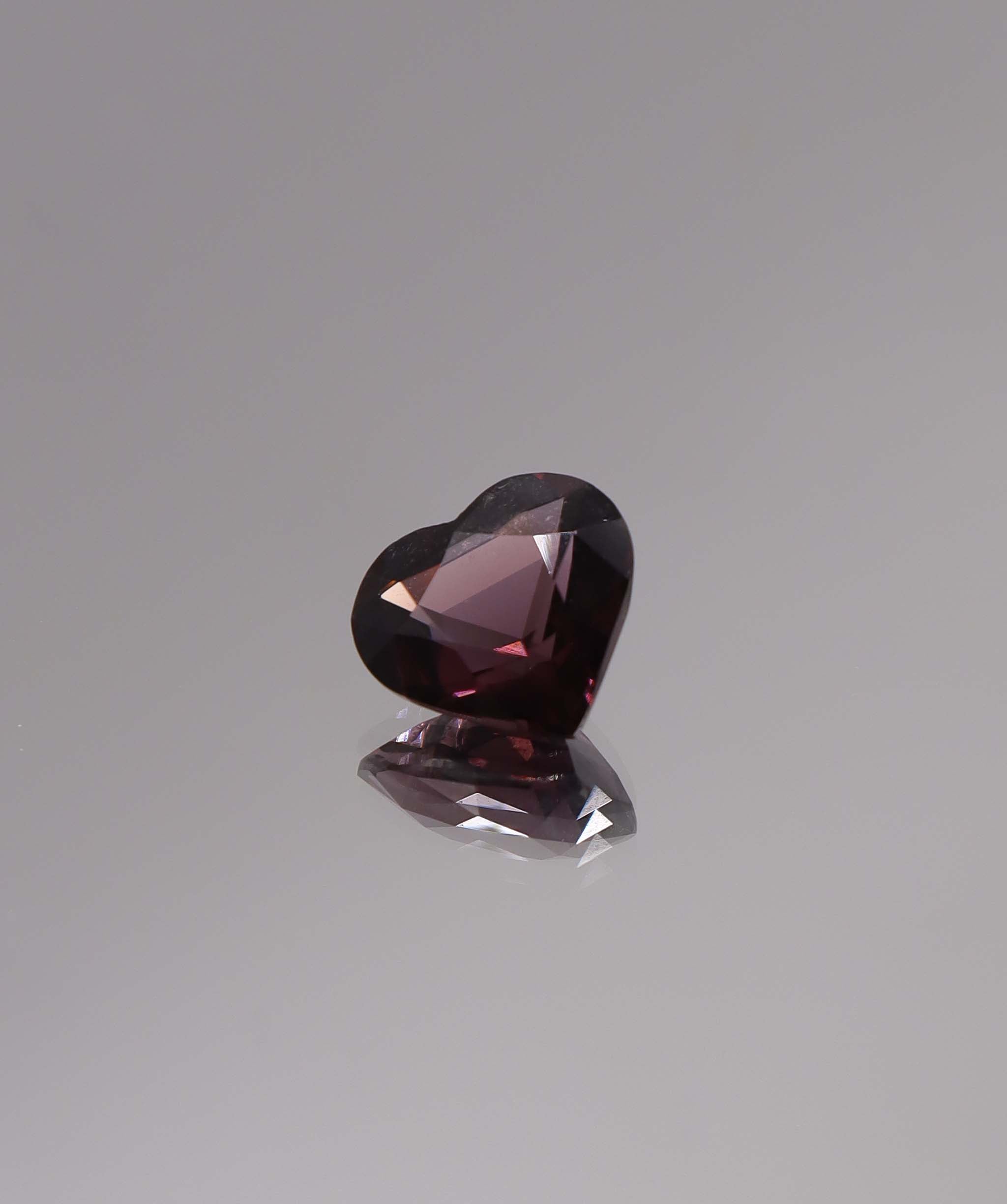 Luxury Promise 4.24ct Heart of the Mulberry Spinel ** DXBCS1638