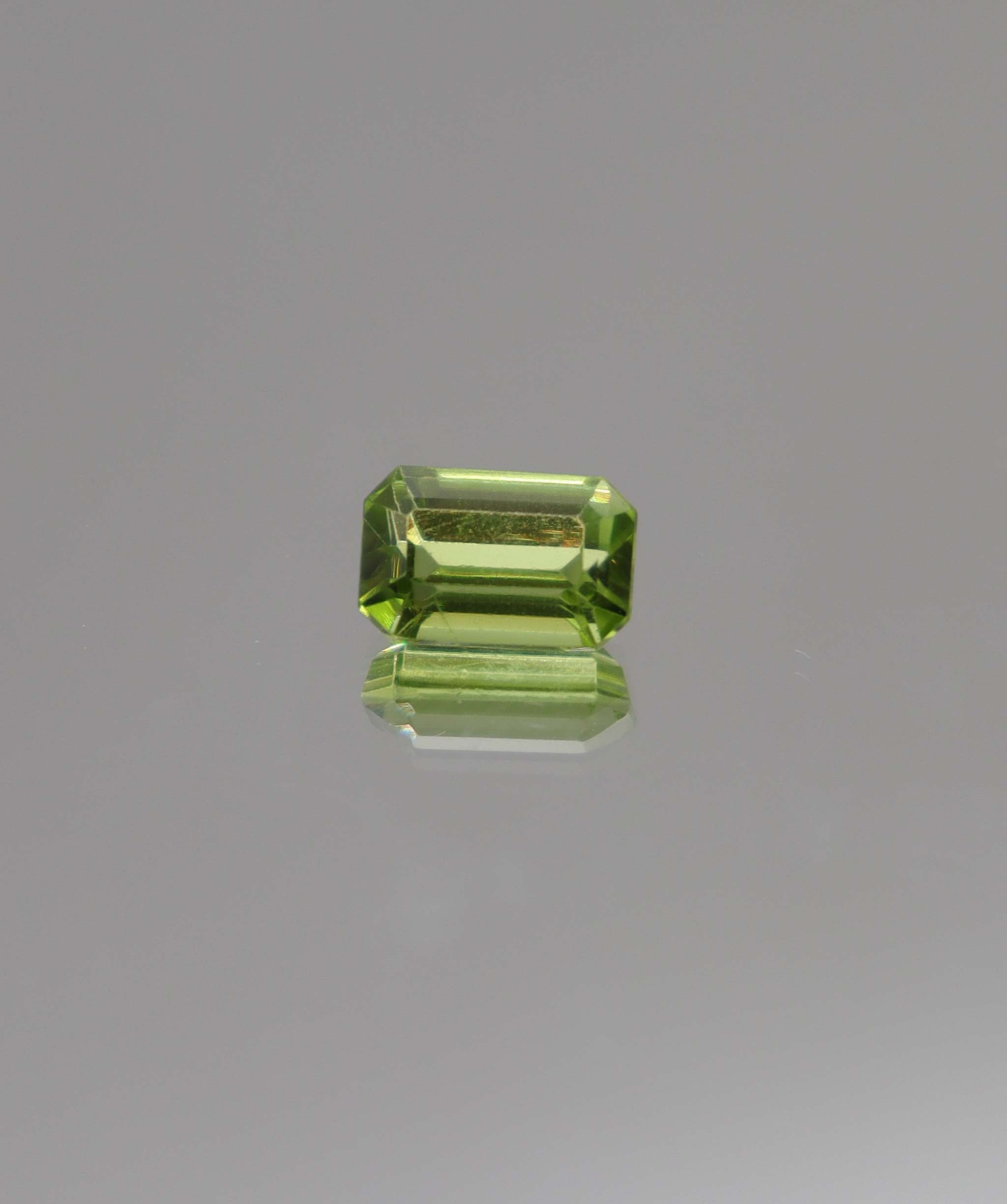 Luxury Promise 4.25ct Peridot*  DXBCS0908