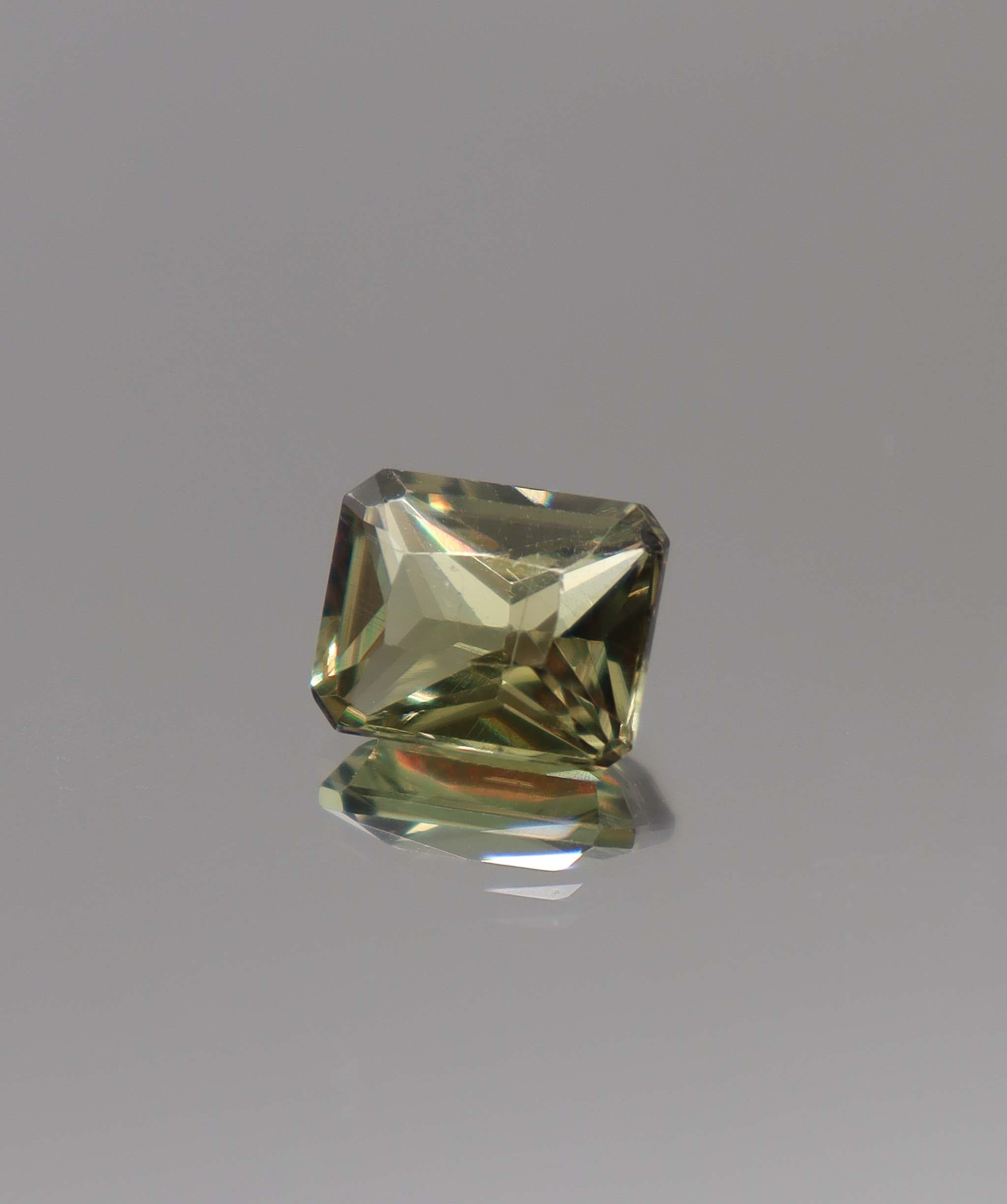 Luxury Promise 4.29ct Zultanite Radiant DXBCS2407