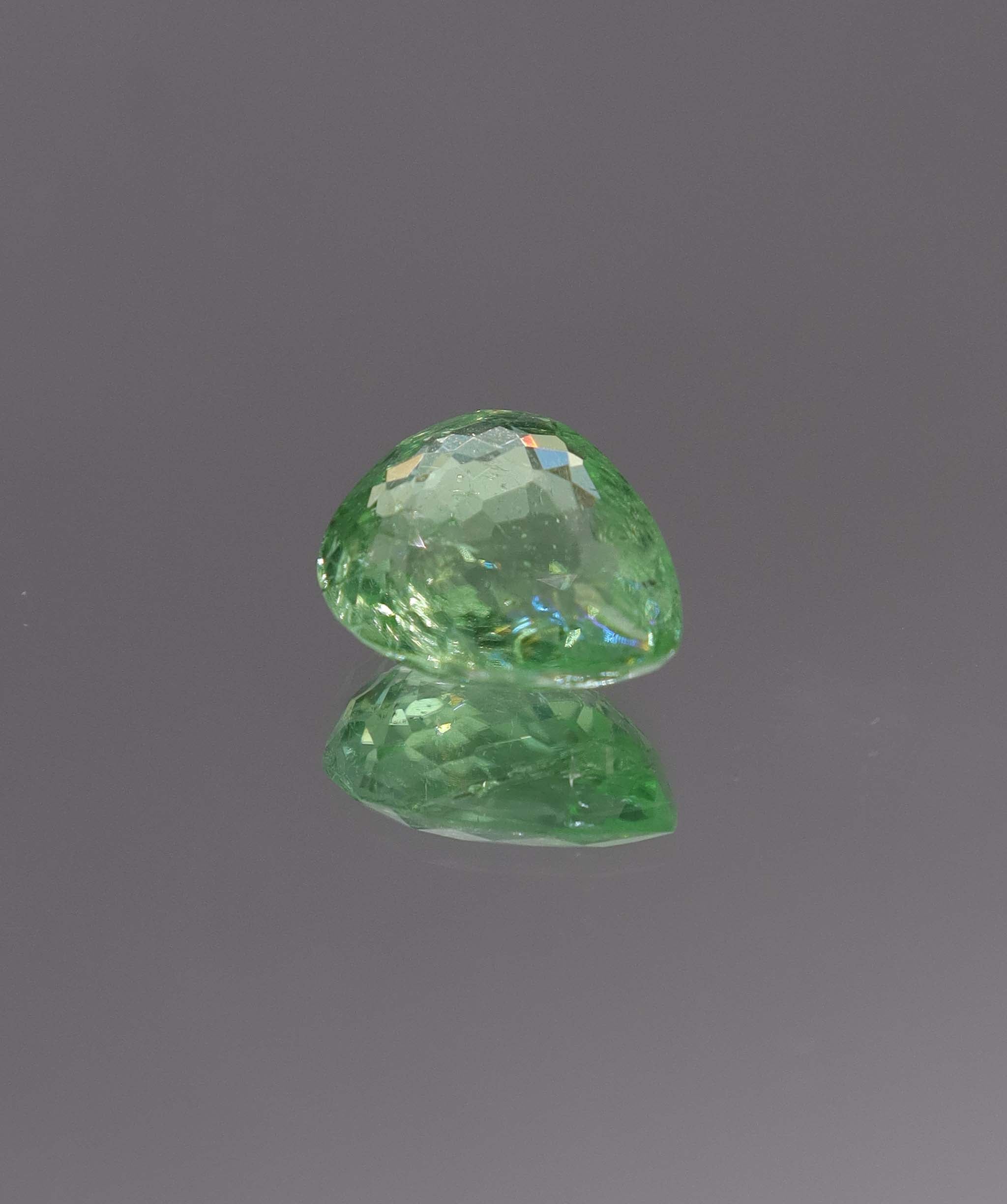 Luxury Promise 4.31ct Neon Green Paraiba Pear DXBCS1304