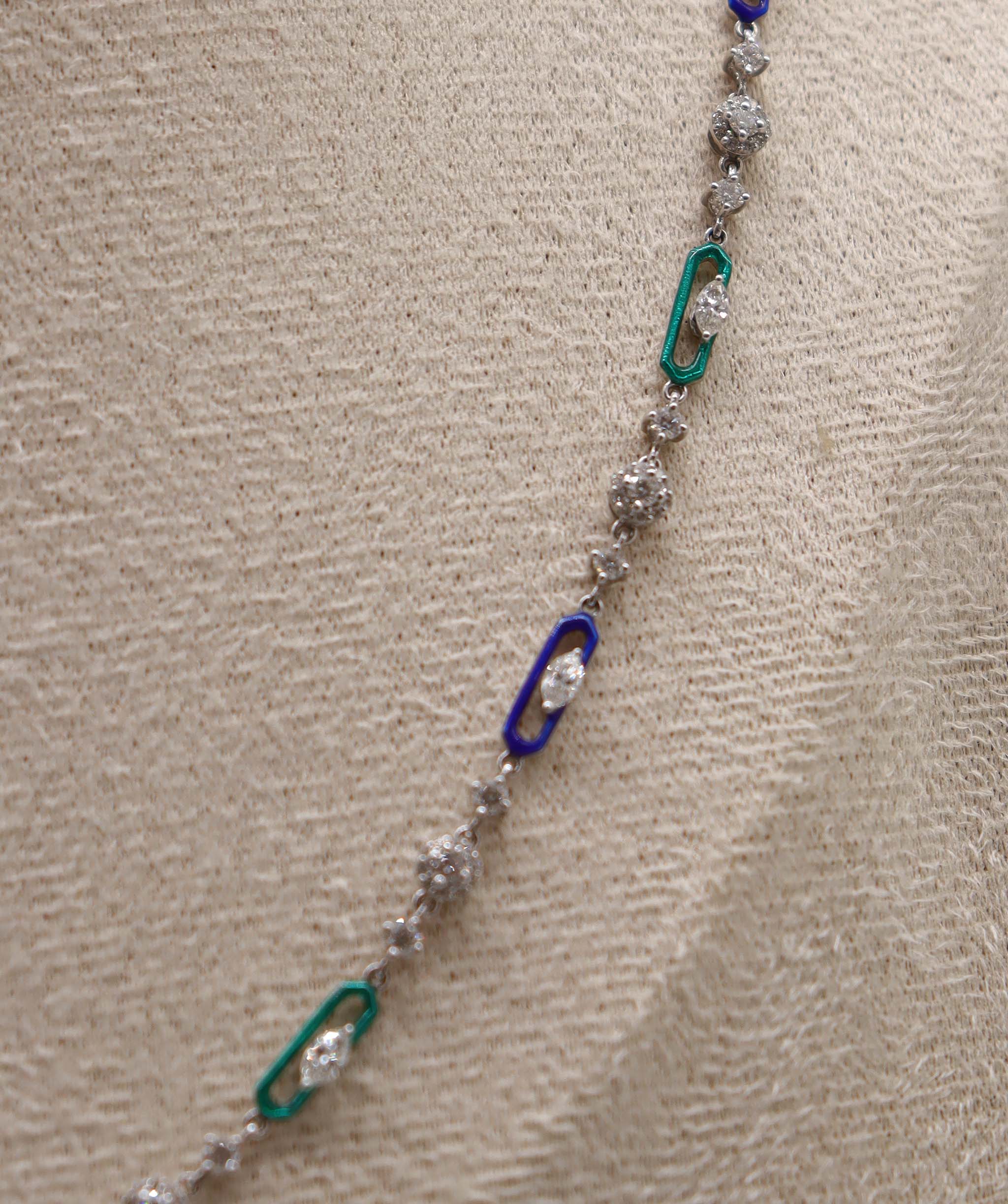 Luxury Promise 4.53CT NECKLACE NK-H40A